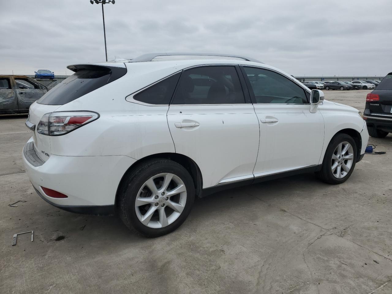 2010 Lexus RX - Image 3