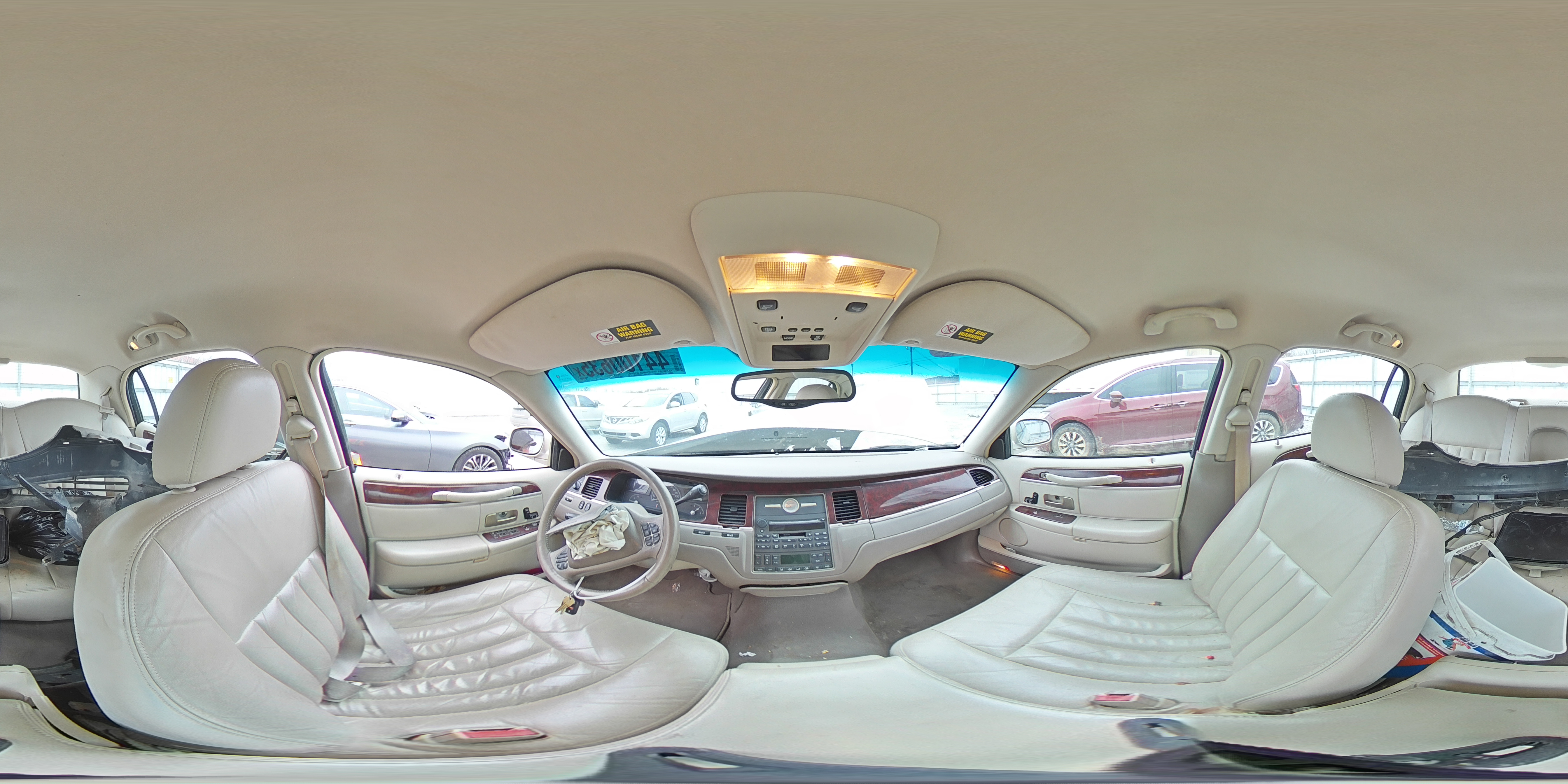 2004 Lincoln Town Car - Image 12