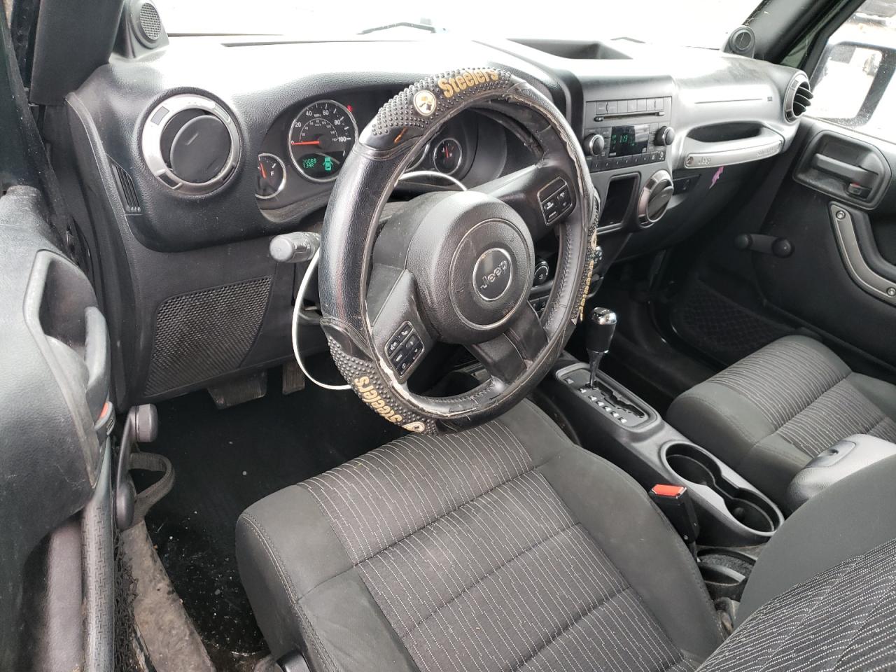 2011 Jeep Wrangler - Image 8