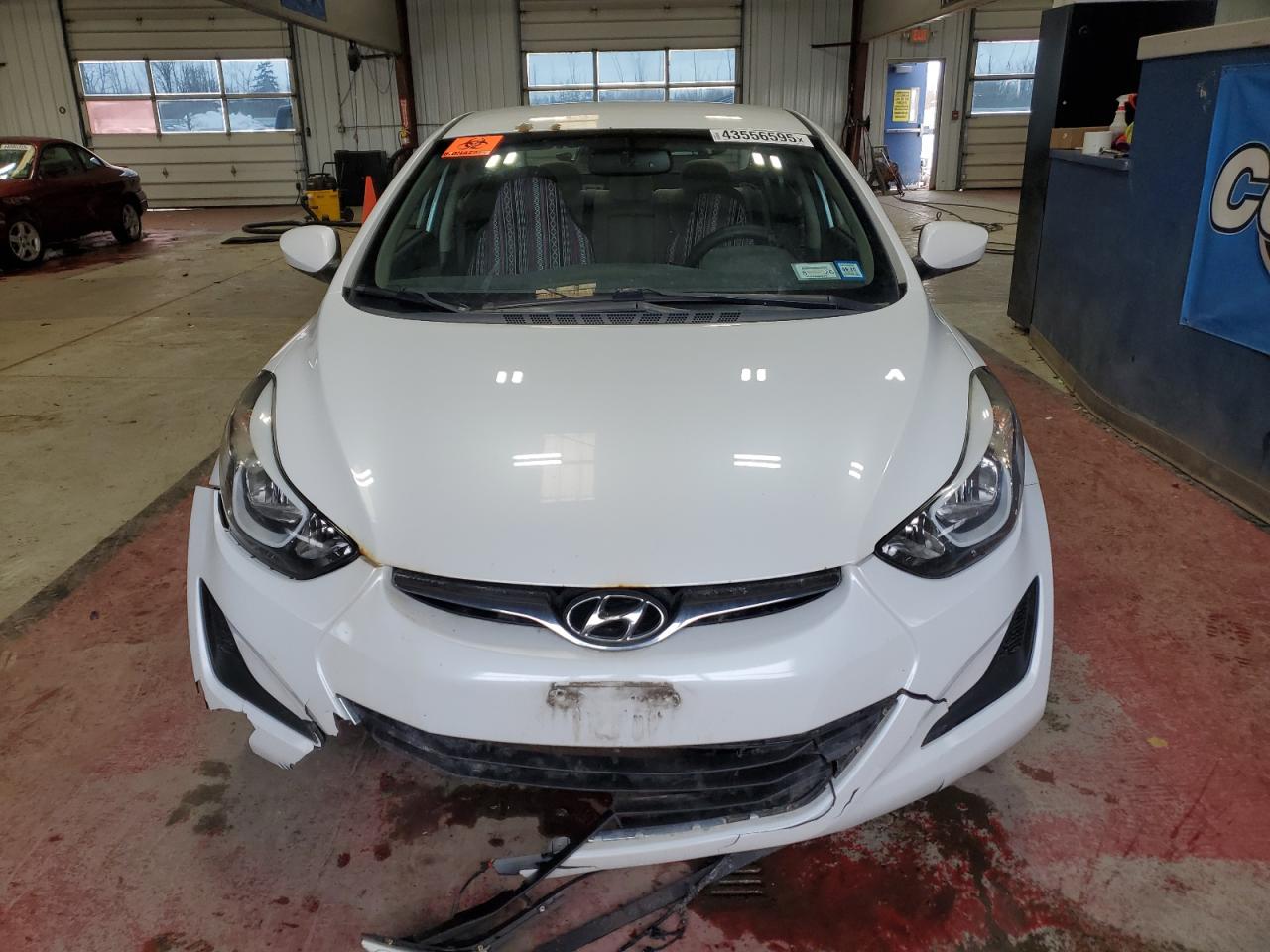 2016 Hyundai Elantra - Image 5