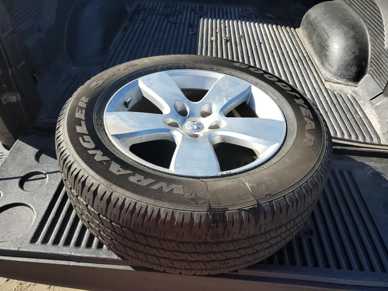 2012 Dodge RAM - Image 14