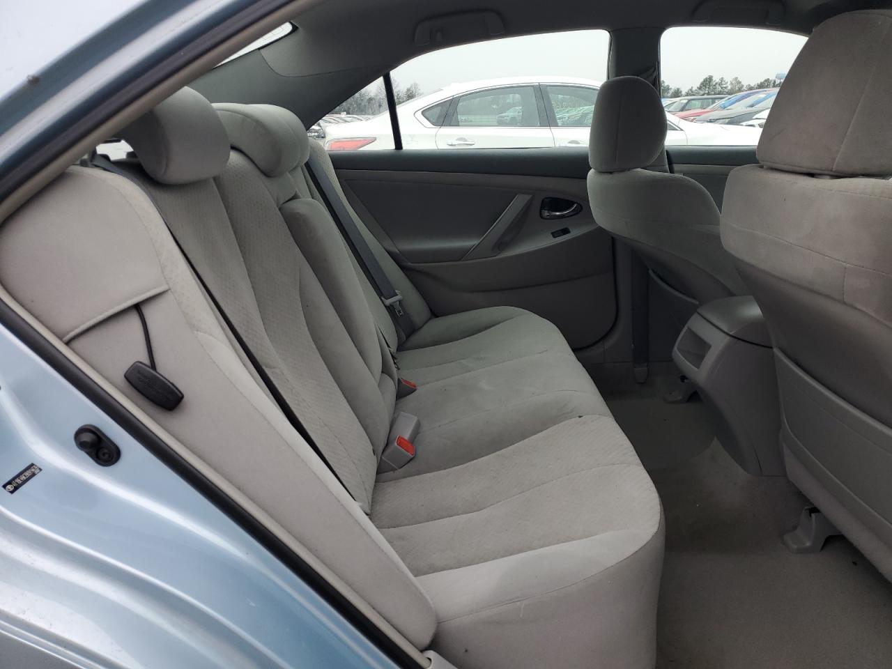 2009 Toyota Camry - Image 11
