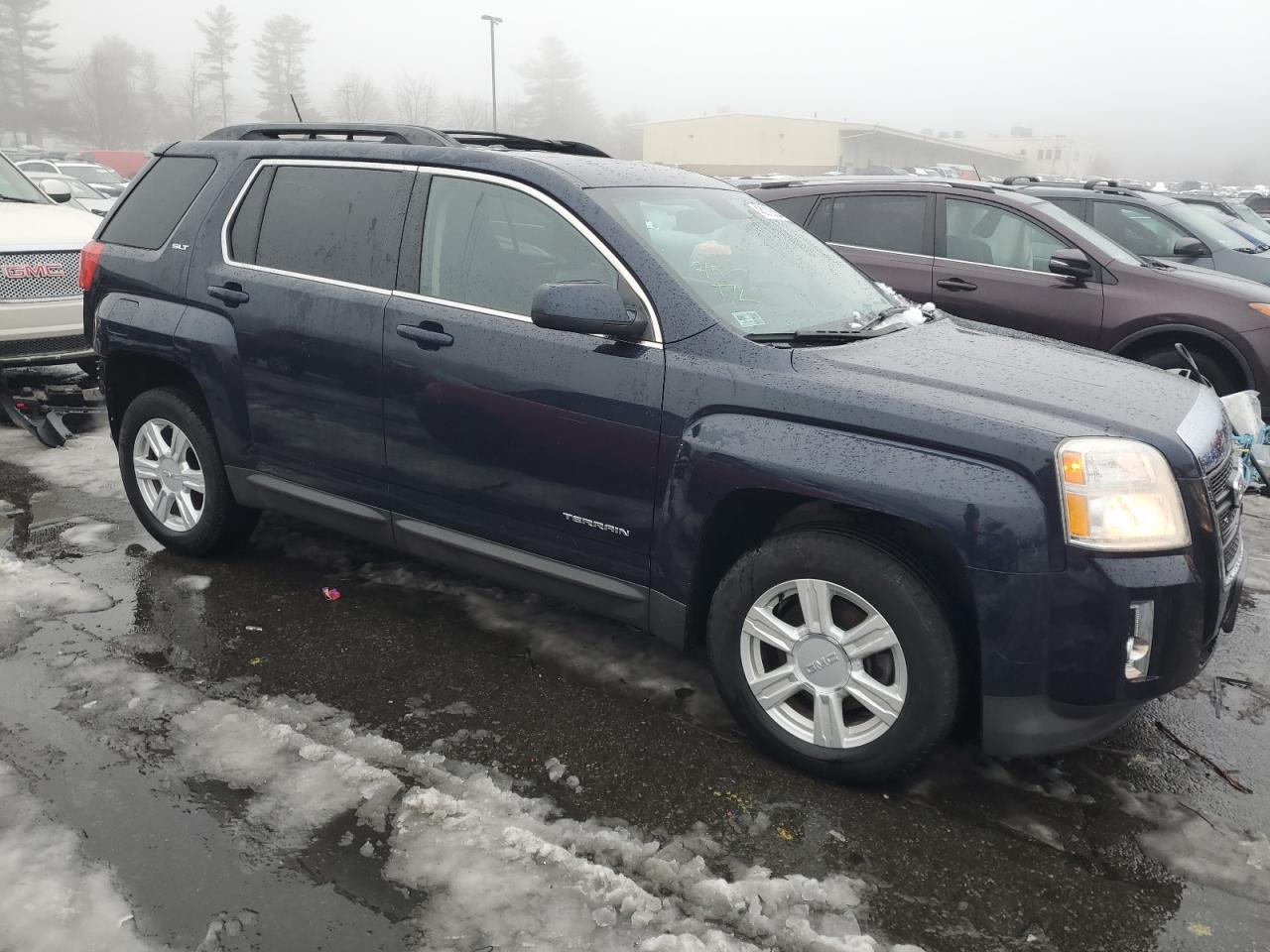 2015 GMC Terrain - Image 4