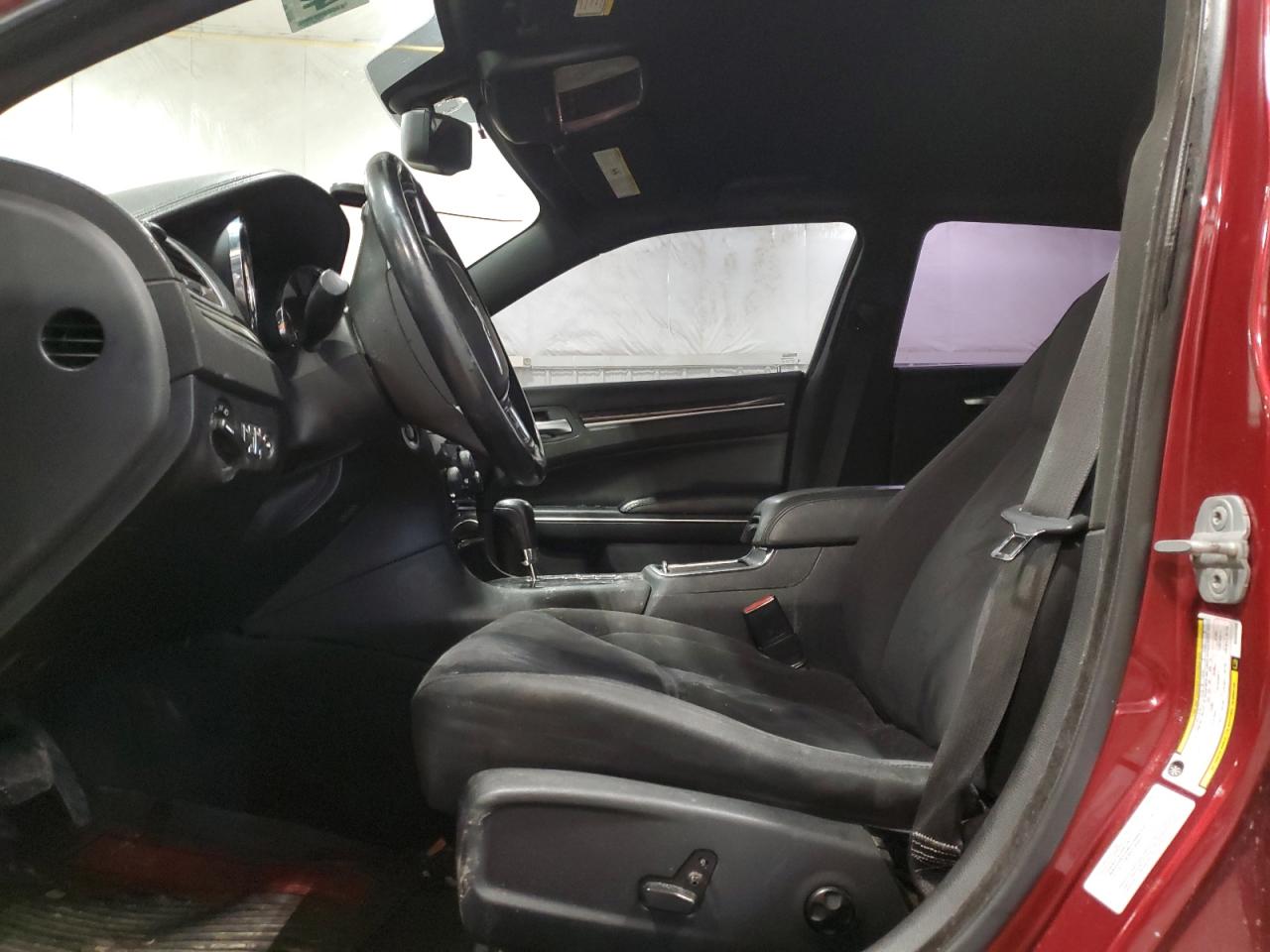 2011 Chrysler 300 - Image 7