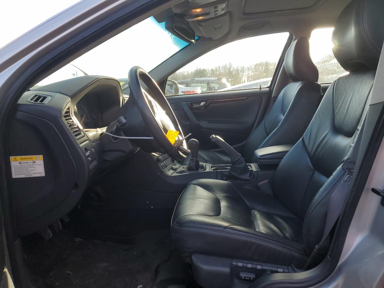 2001 Volvo V70 - Image 7