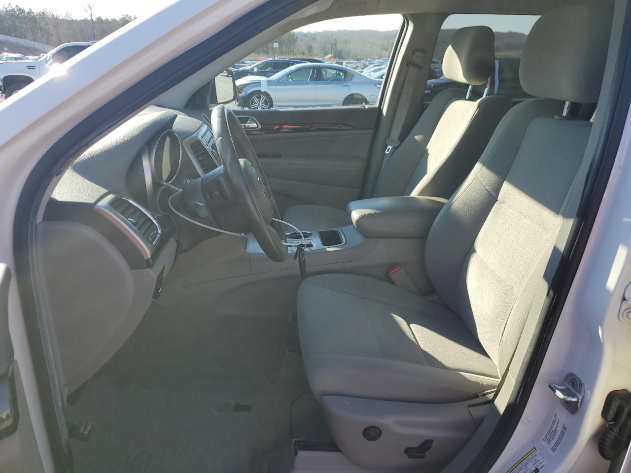 2011 Jeep Grand Cherokee - Image 7