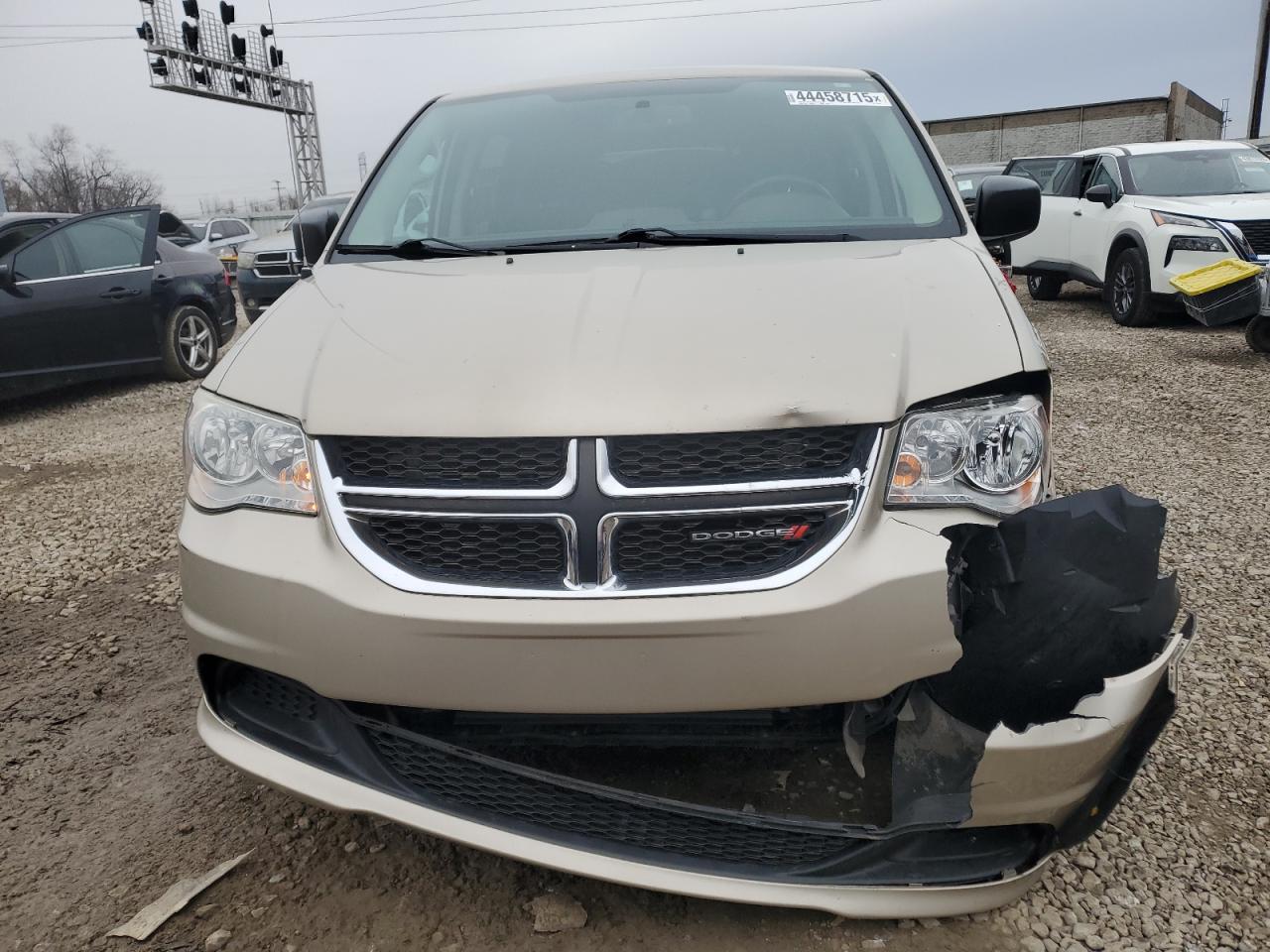 2016 Dodge Caravan - Image 5