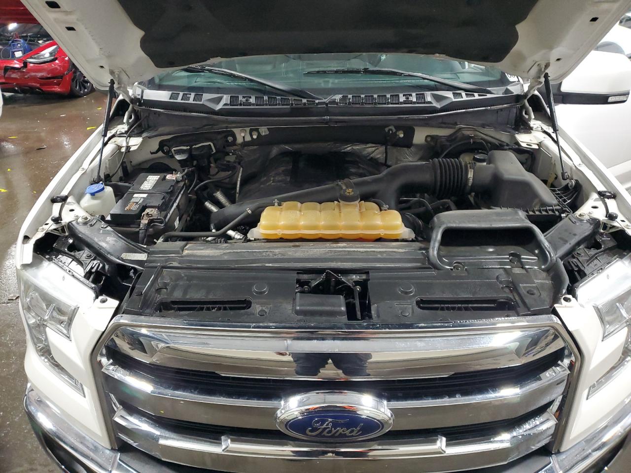 2015 Ford F-150 - Image 12