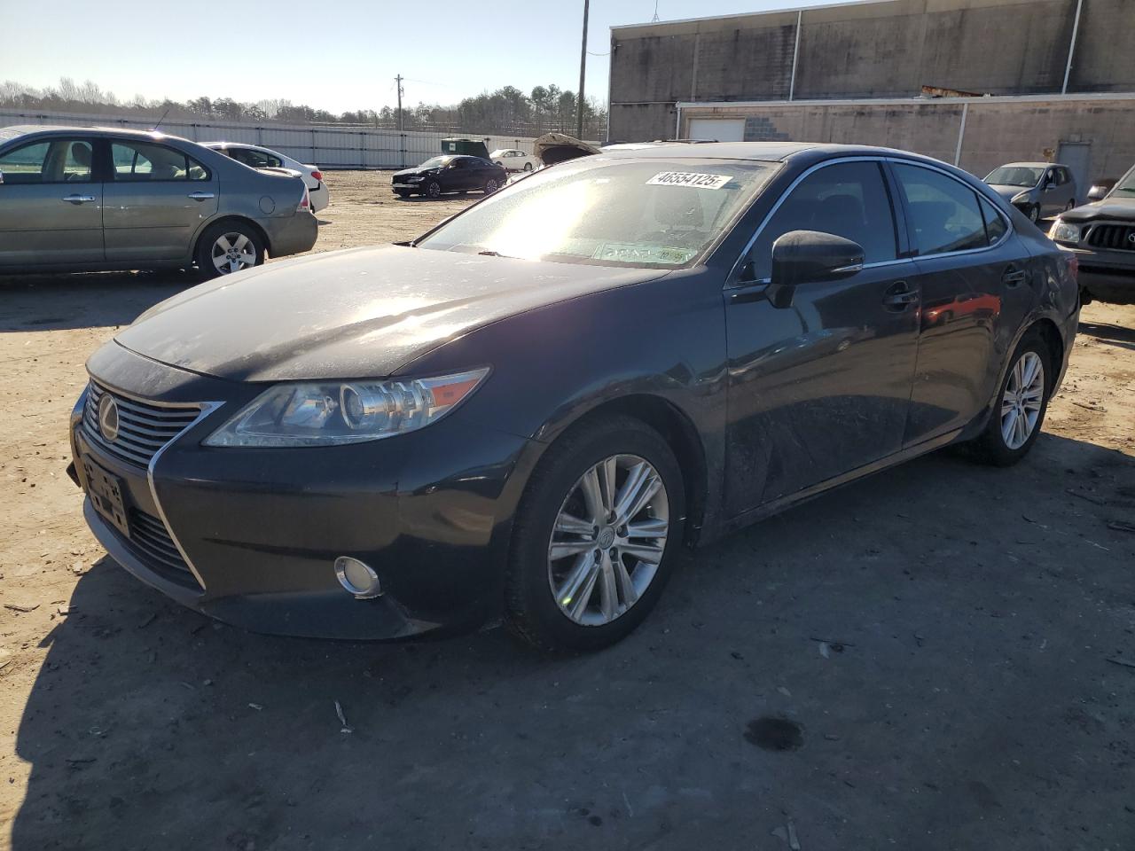 2015 Lexus ES - Image 1