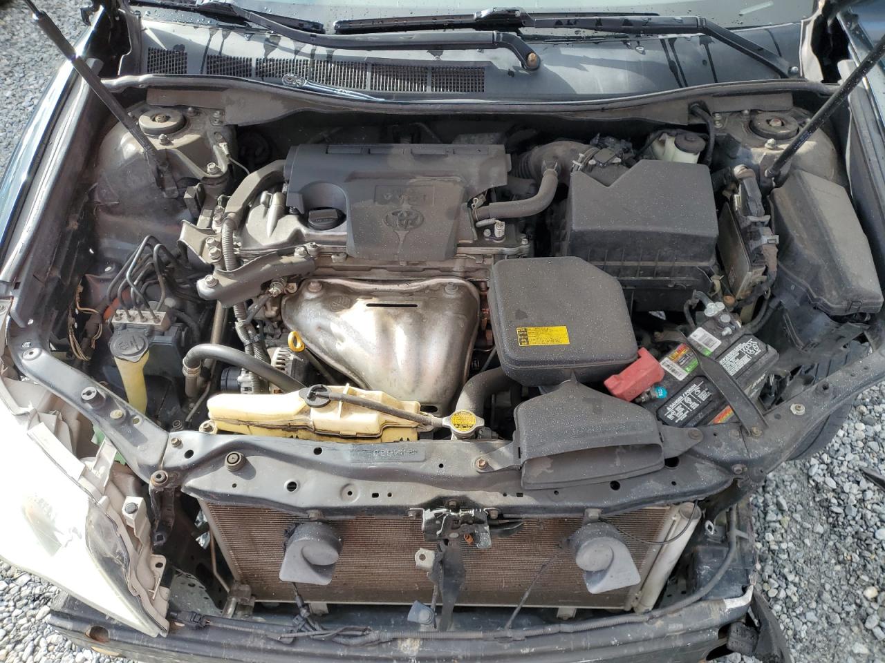 2012 Toyota Camry - Image 13