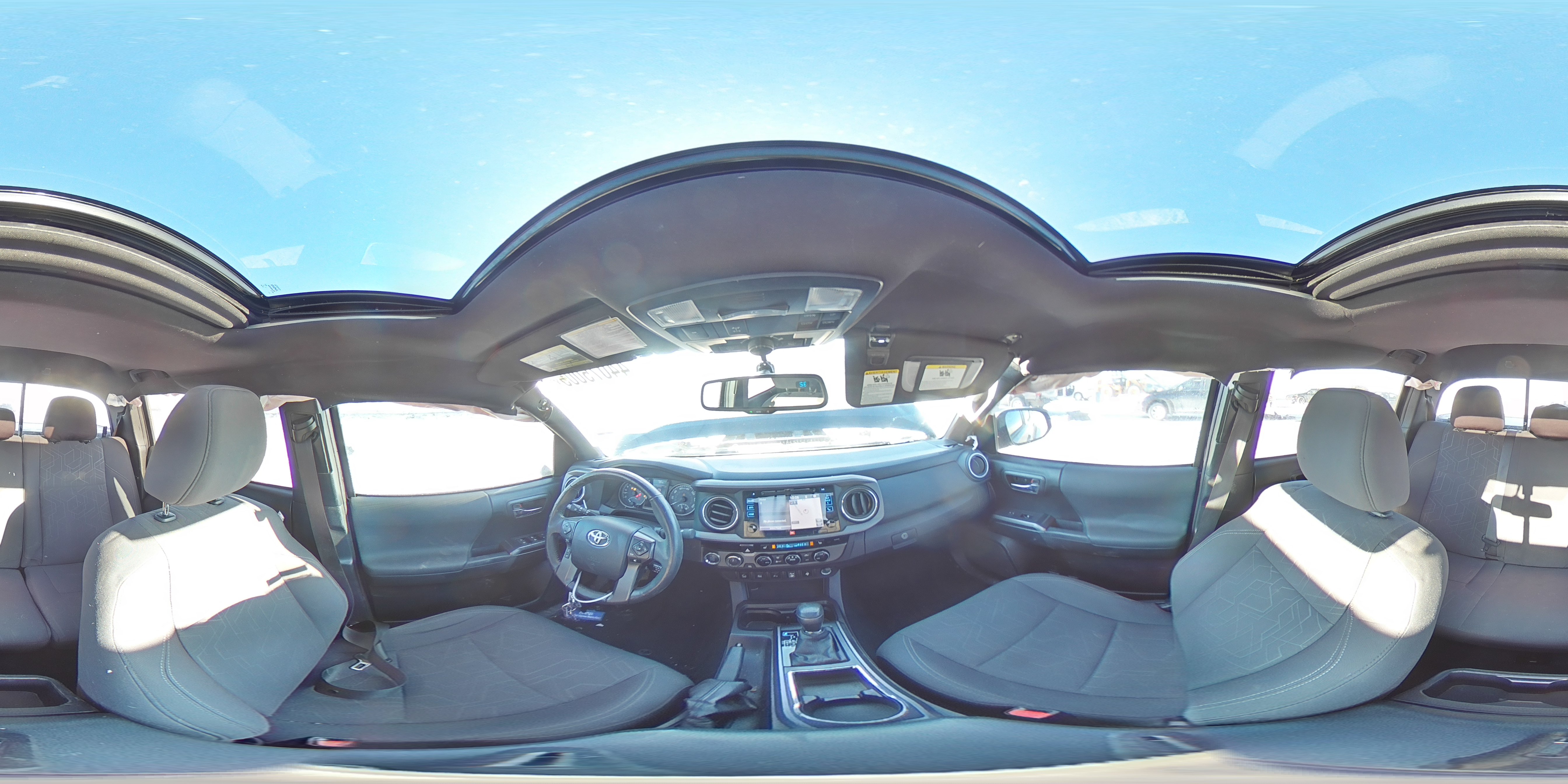 2017 Toyota Tacoma - Image 13