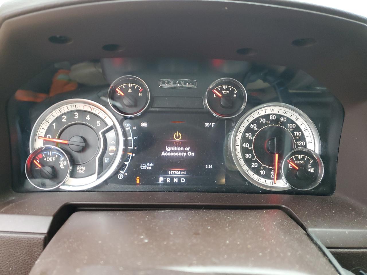 2017 RAM 2500 - Image 9