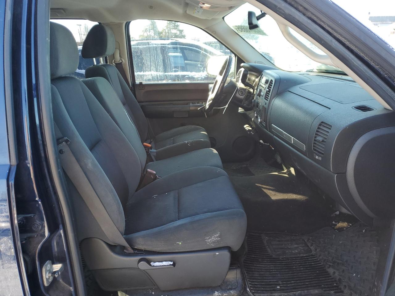 2009 GMC Sierra - Image 7