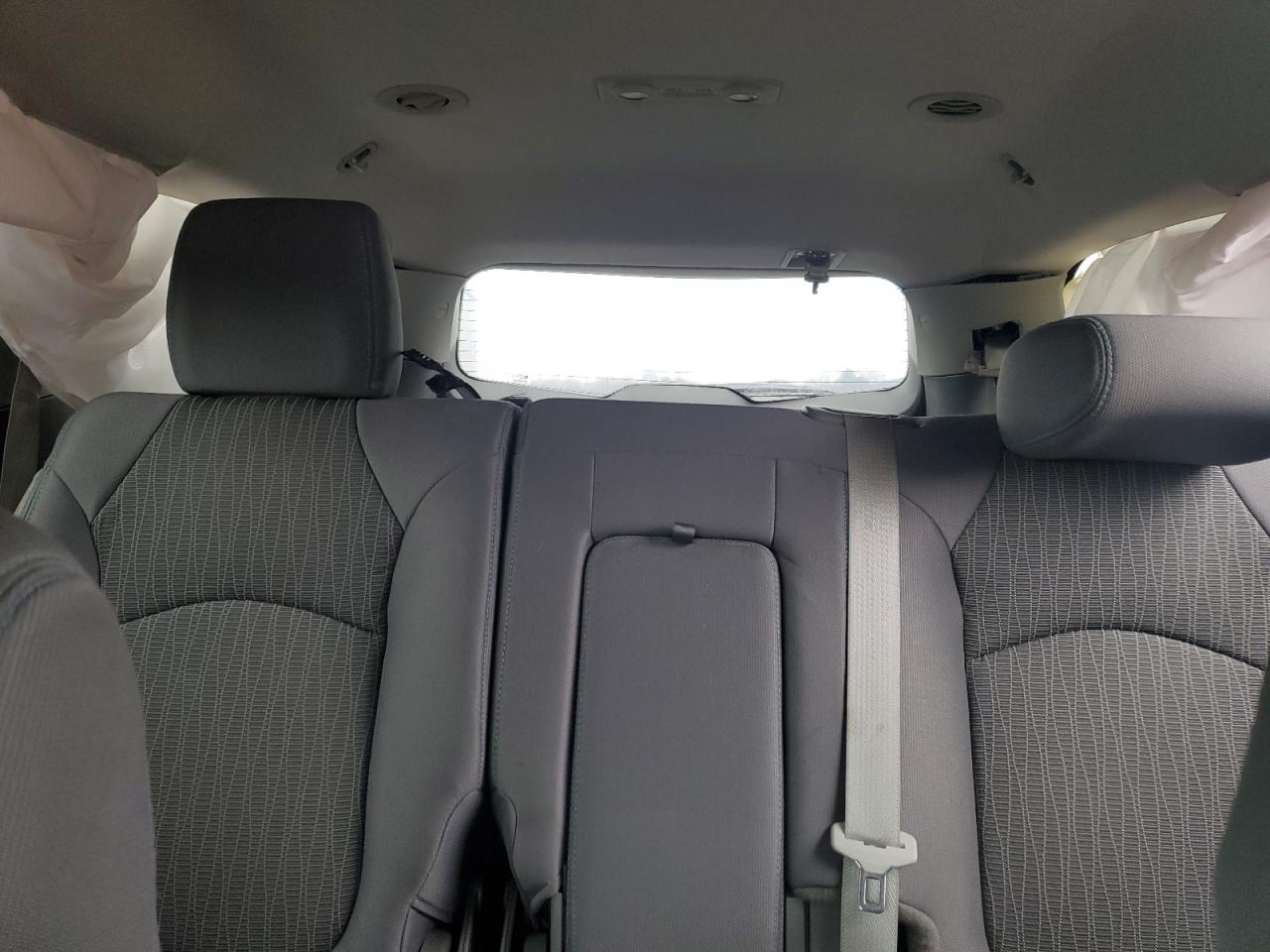 2015 Chevrolet Traverse - Image 10