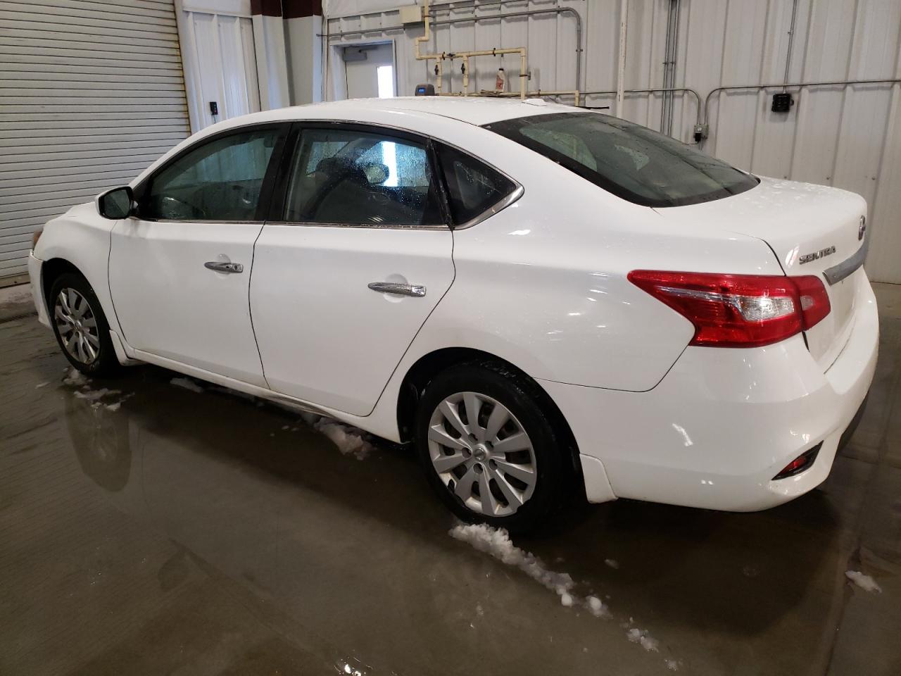 2016 Nissan Sentra - Image 2