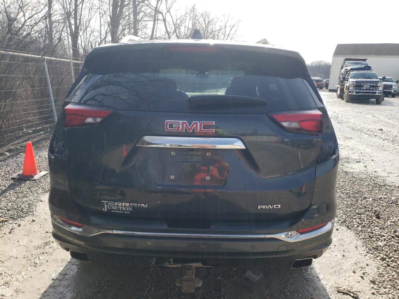2018 GMC Terrain - Image 6