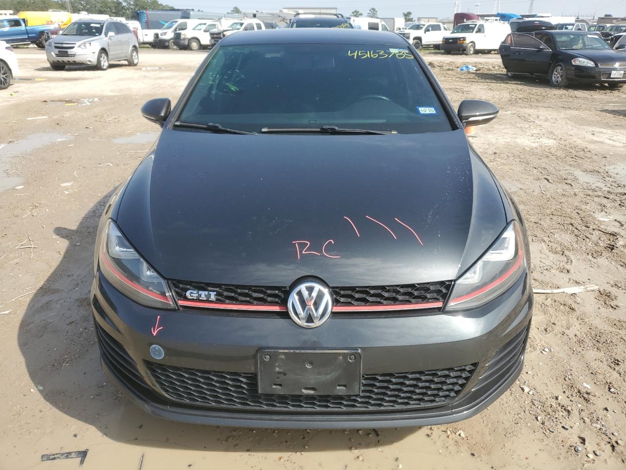 2016 Volkswagen GTI - Image 5