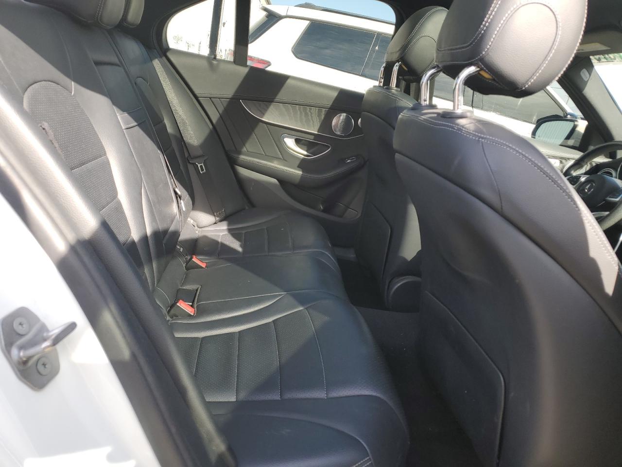 2016 Mercedes-Benz C-klasse - Image 10