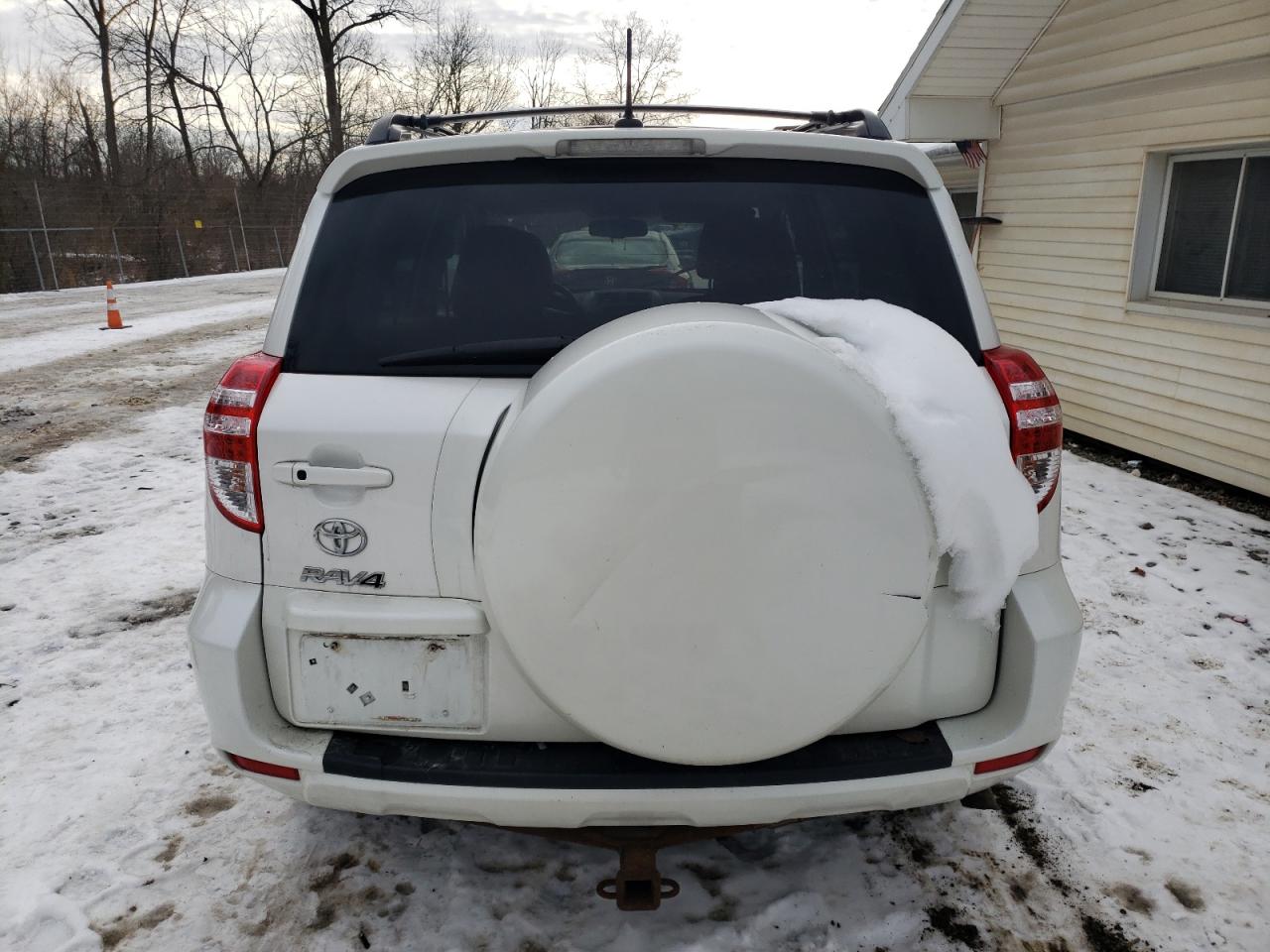 2012 Toyota RAV 4 - Image 6