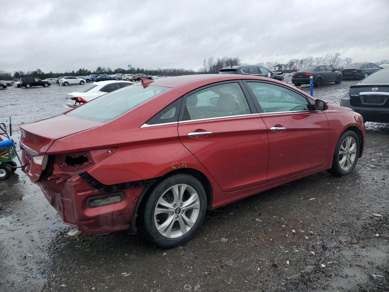 2013 Hyundai Sonata - Image 3