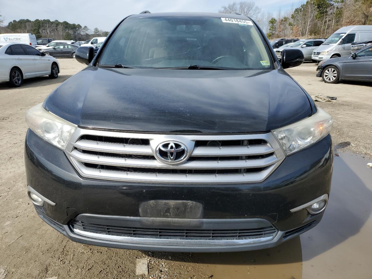 2013 Toyota Highlander - Image 5