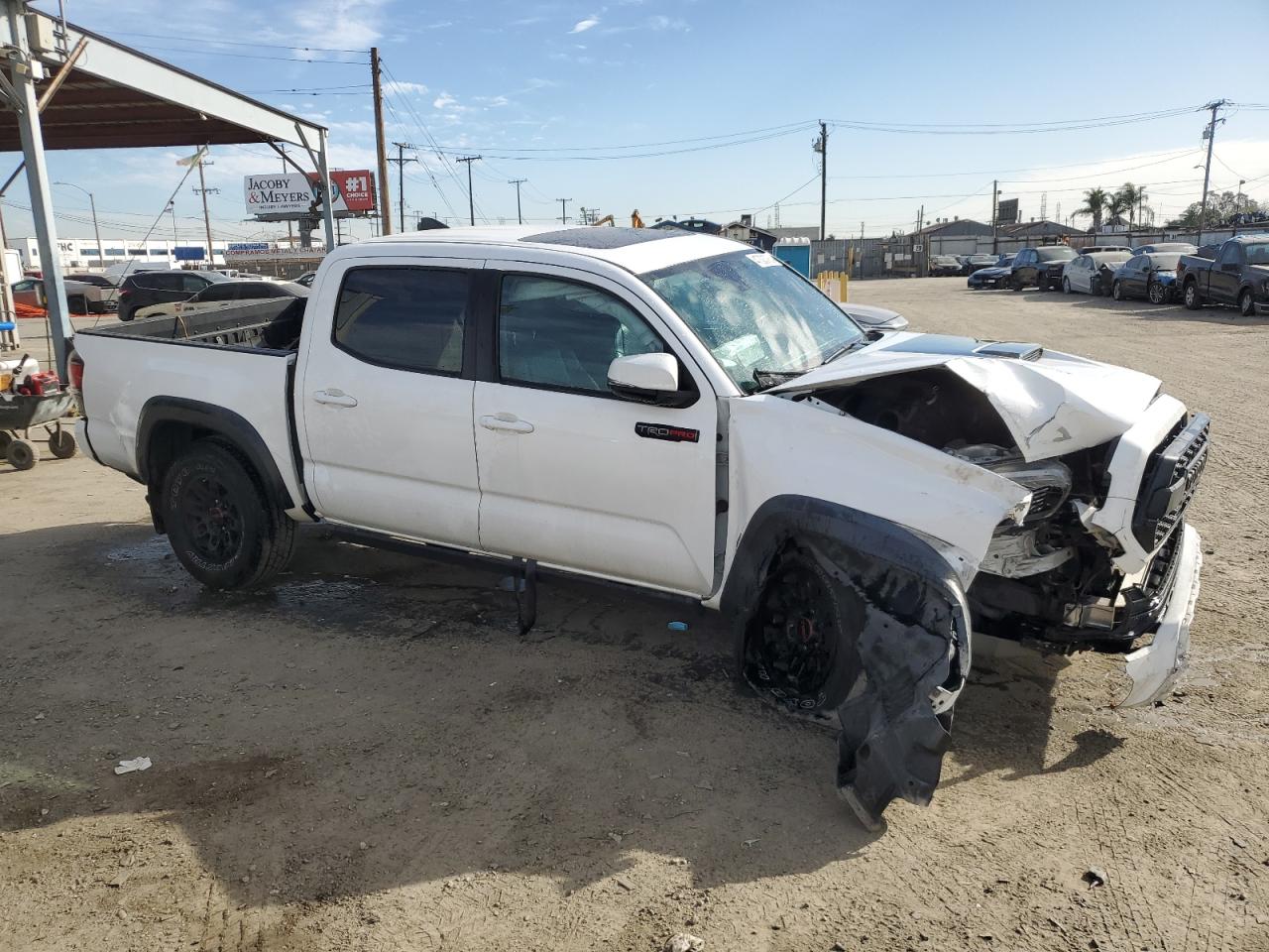 2019 Toyota Tacoma - Image 4