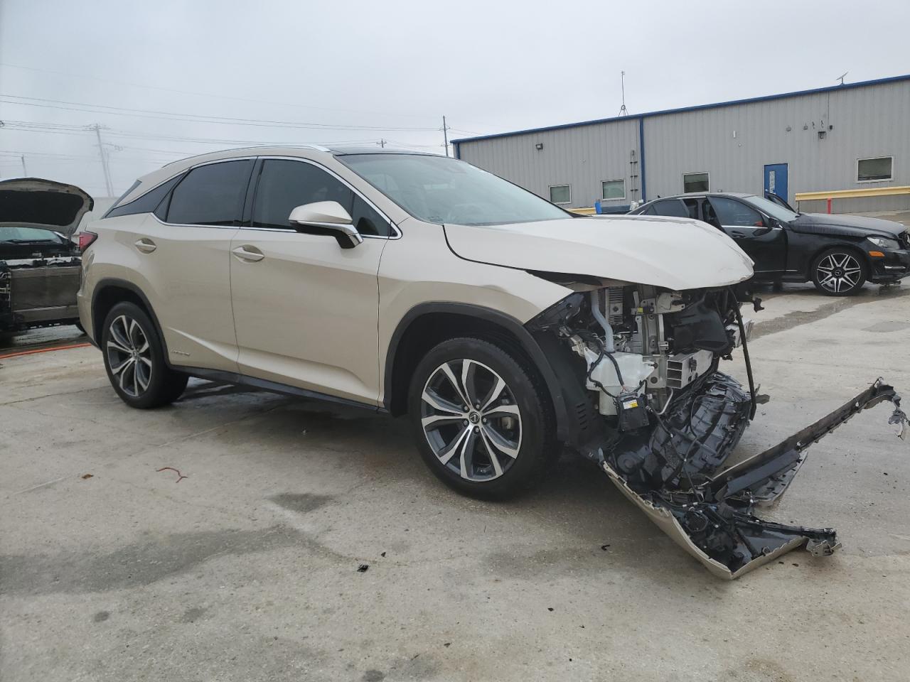 2018 Lexus RX - Image 4