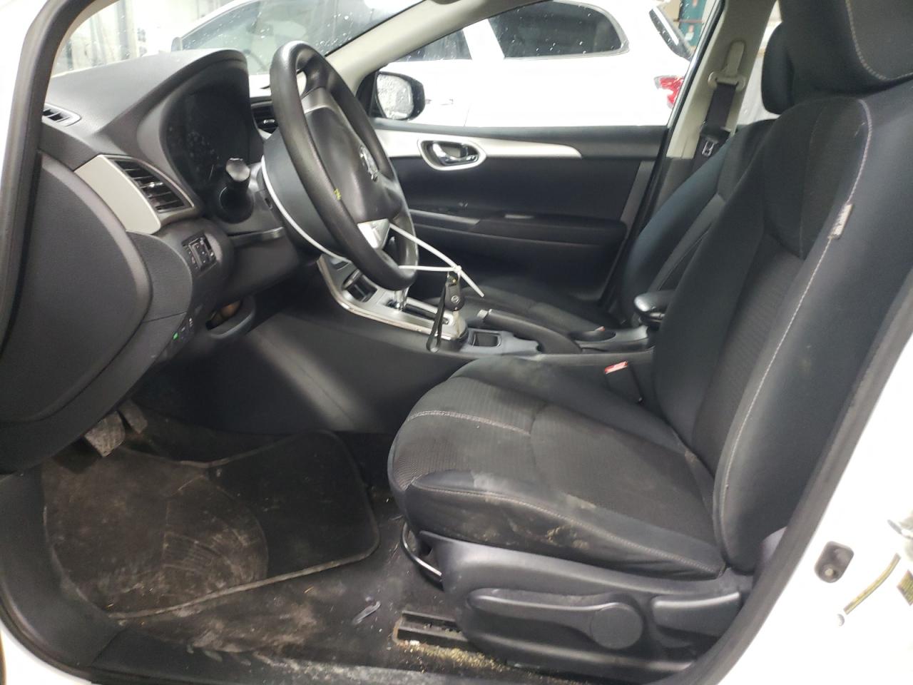 2014 Nissan Sentra - Image 7