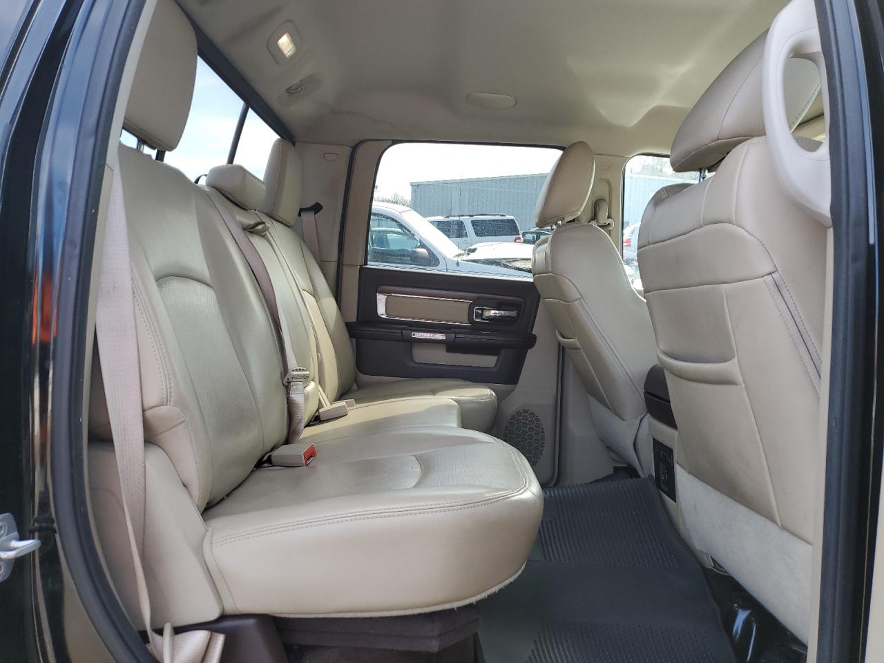 2013 RAM 1500 - Image 10