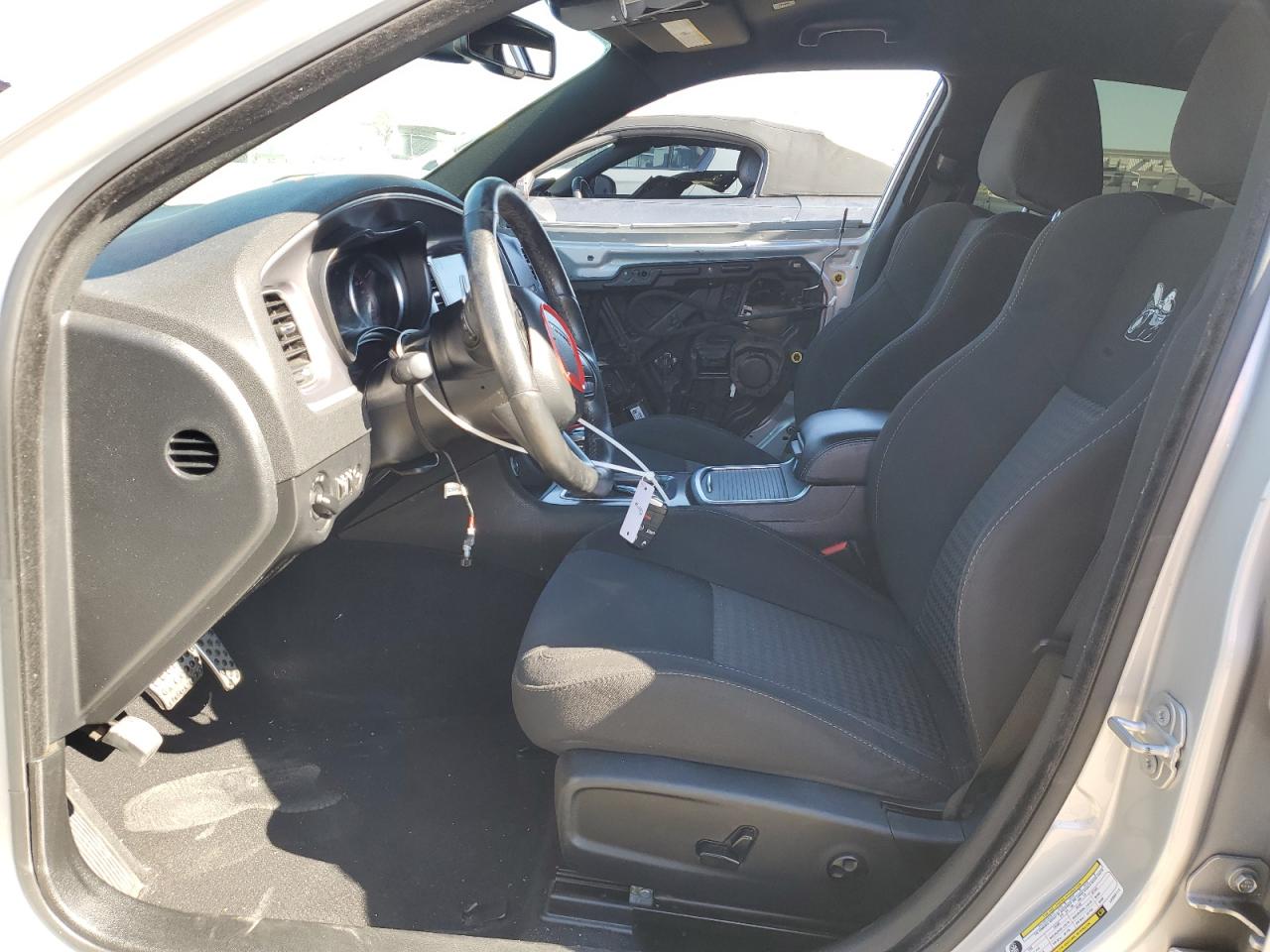 2020 Dodge Charger - Image 7