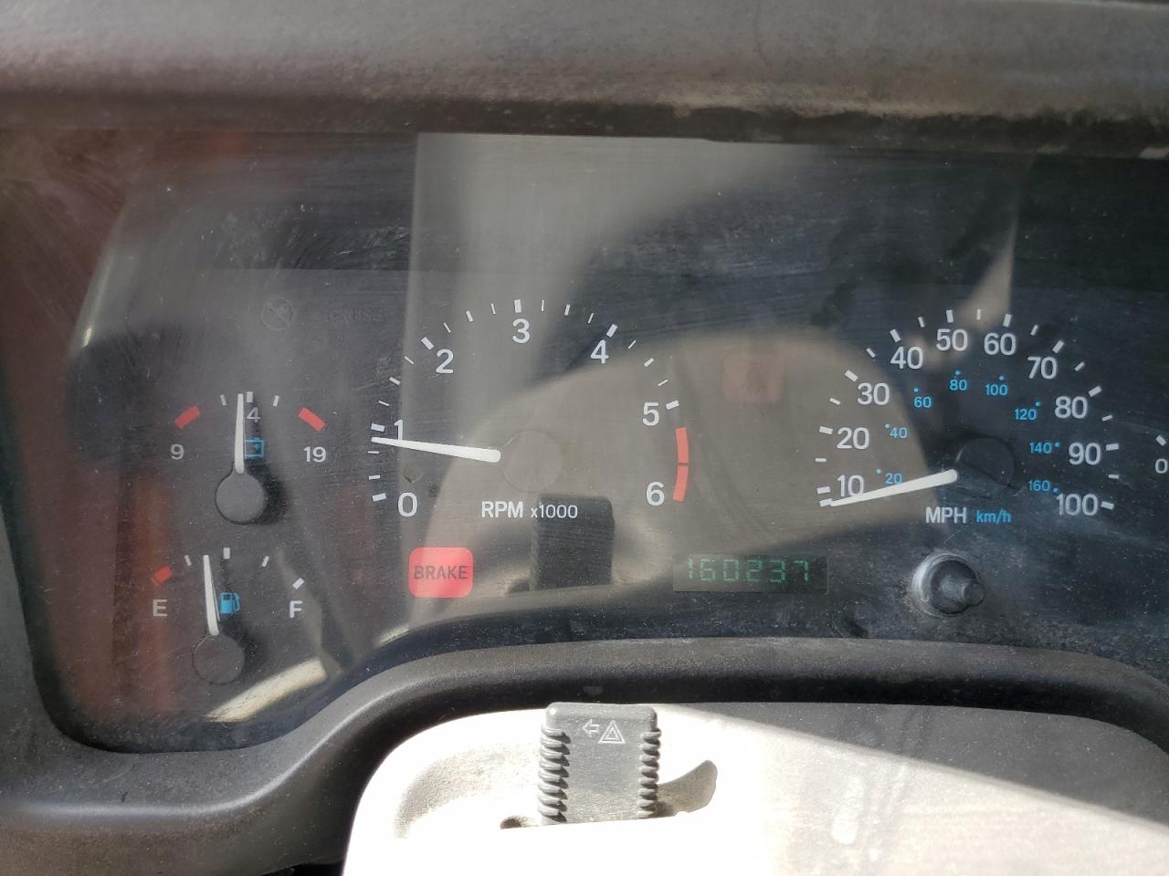 2000 Jeep Wrangler - Image 9