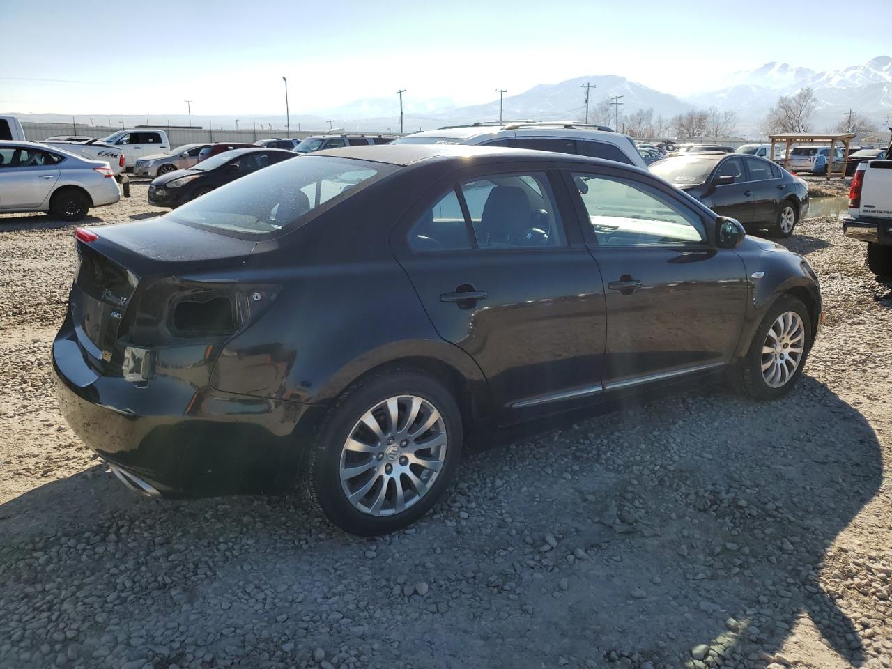 2013 Suzuki Kizashi - Image 3