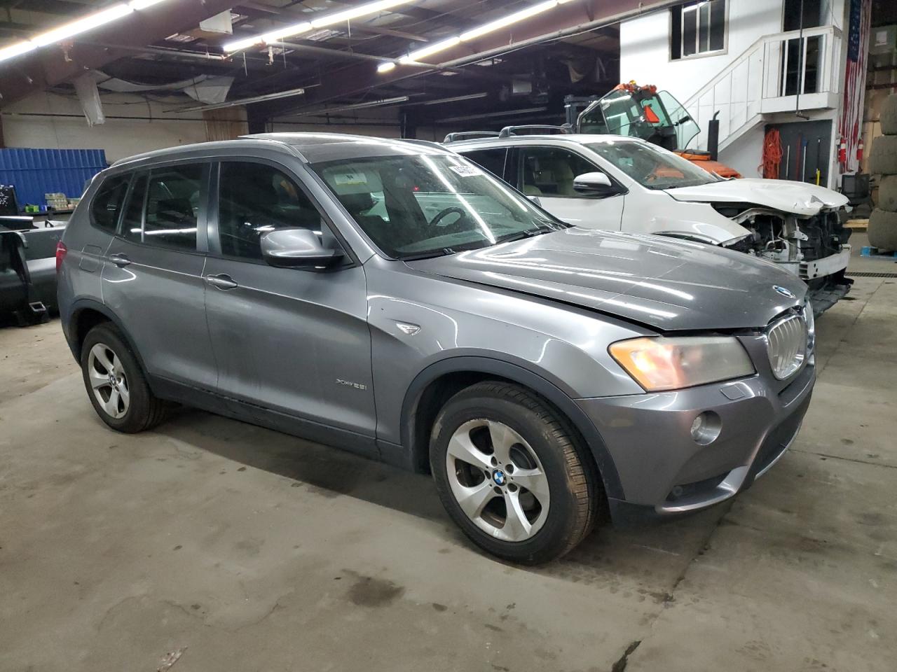 2011 BMW X3 - Image 4
