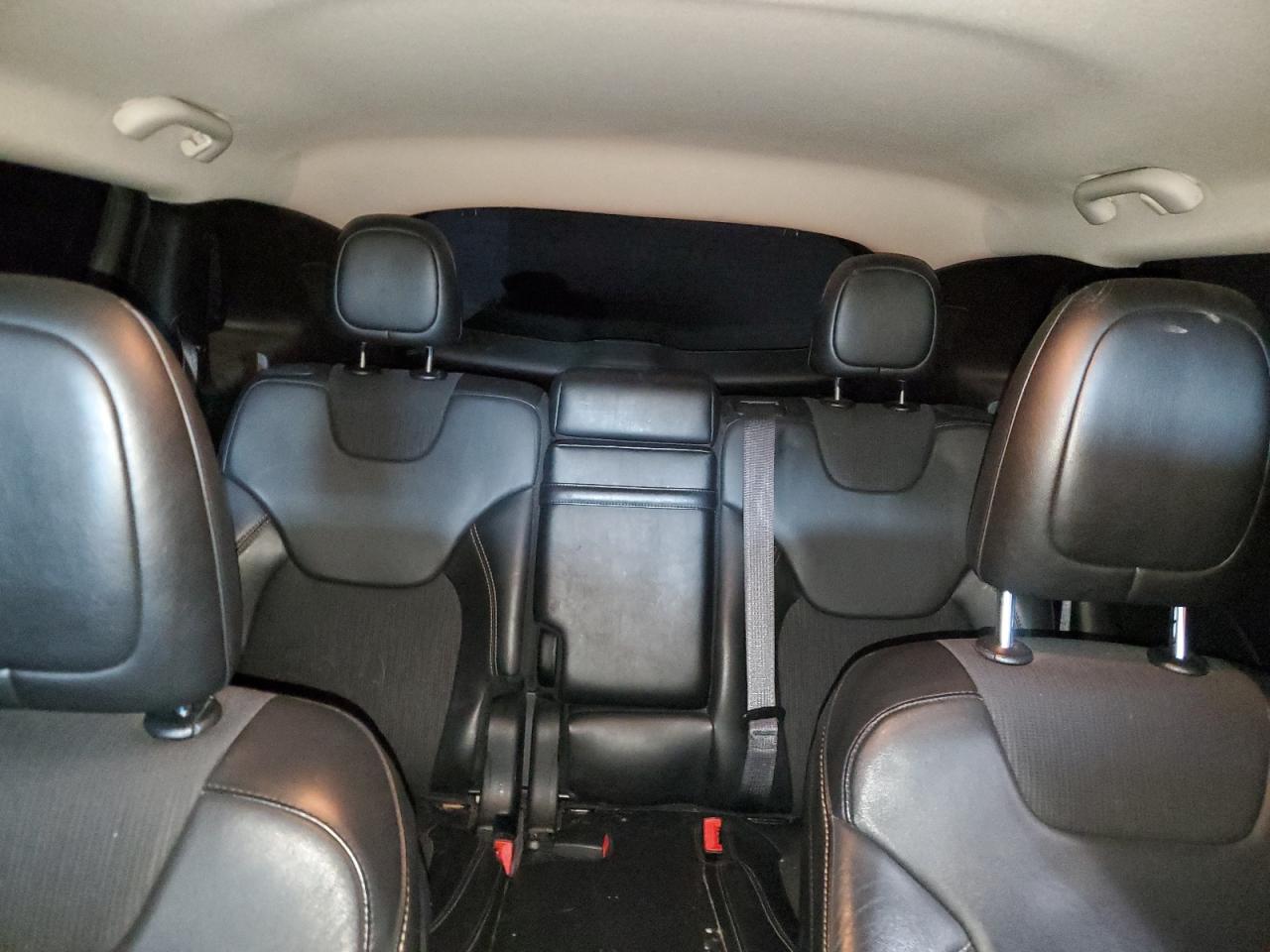 2018 Jeep Grand Cherokee - Image 10