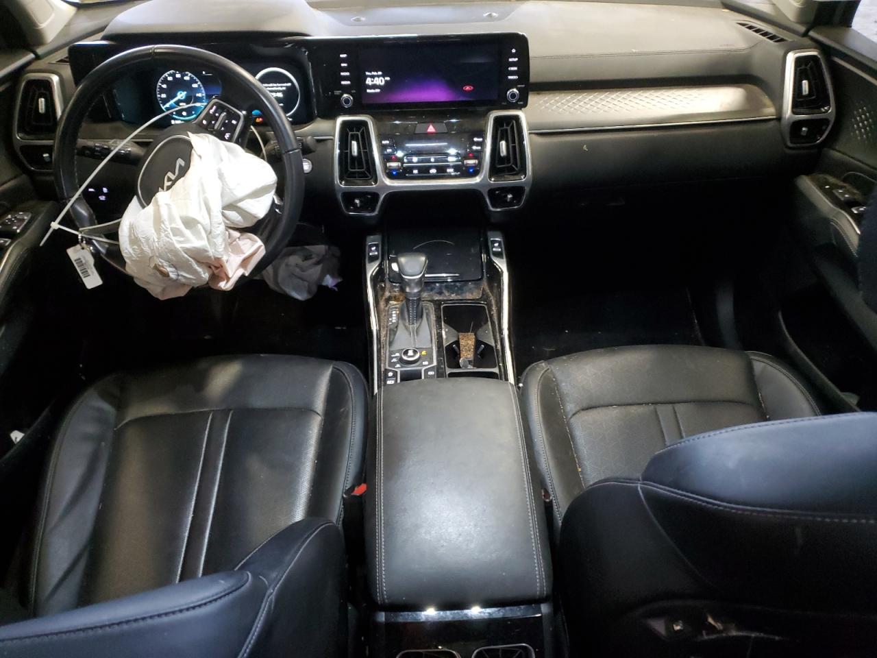 2023 Kia Sorento - Image 8