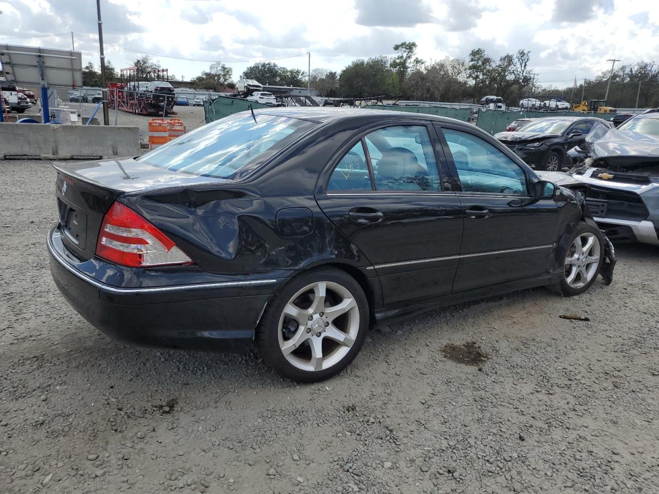2007 Mercedes-Benz C-klasse - Image 3
