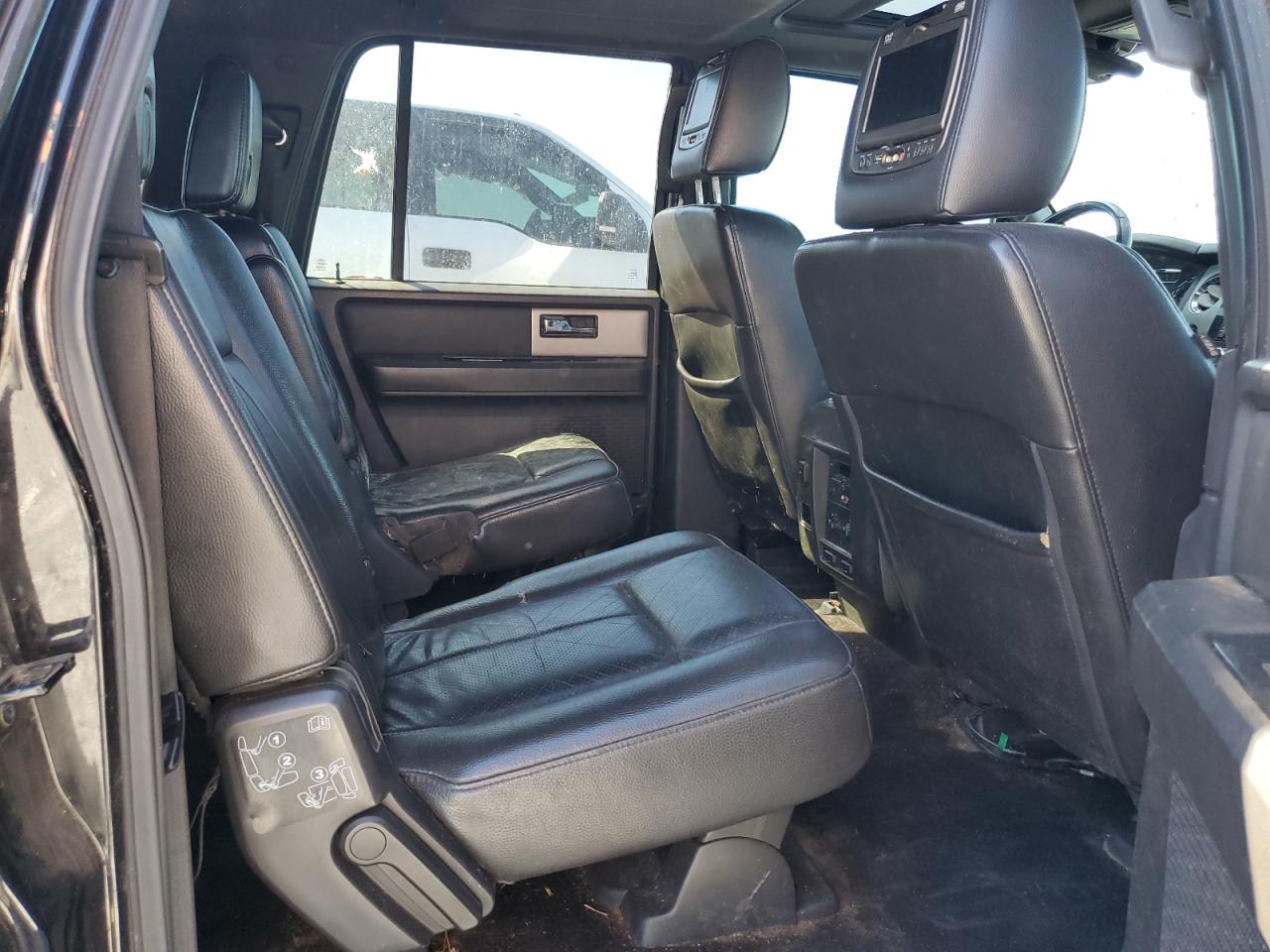 2012 Ford Expedition - Image 11