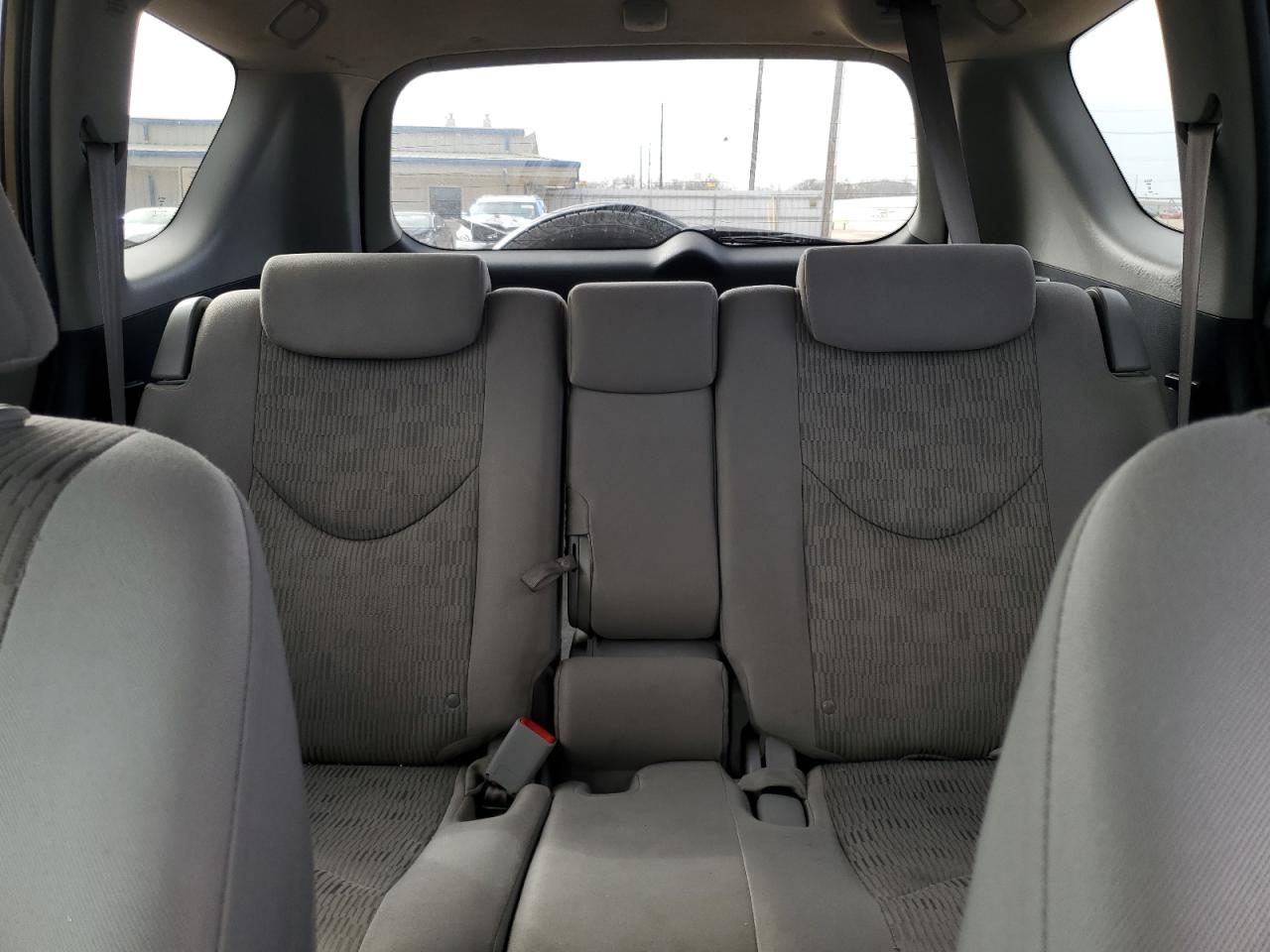2010 Toyota RAV 4 - Image 10