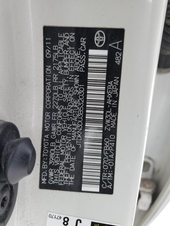 2011 Toyota Prius - Image 15