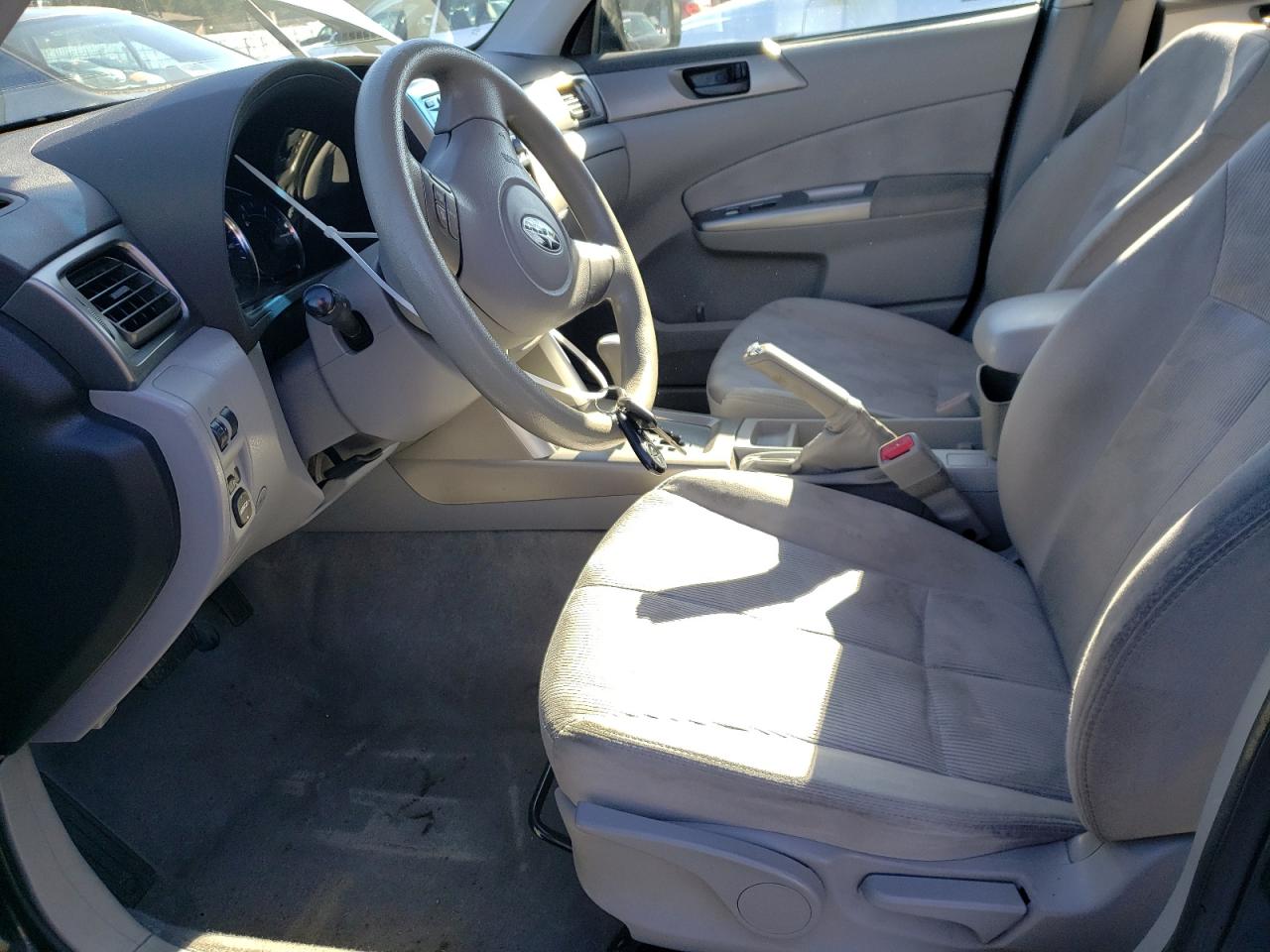 2010 Subaru Forester - Image 7