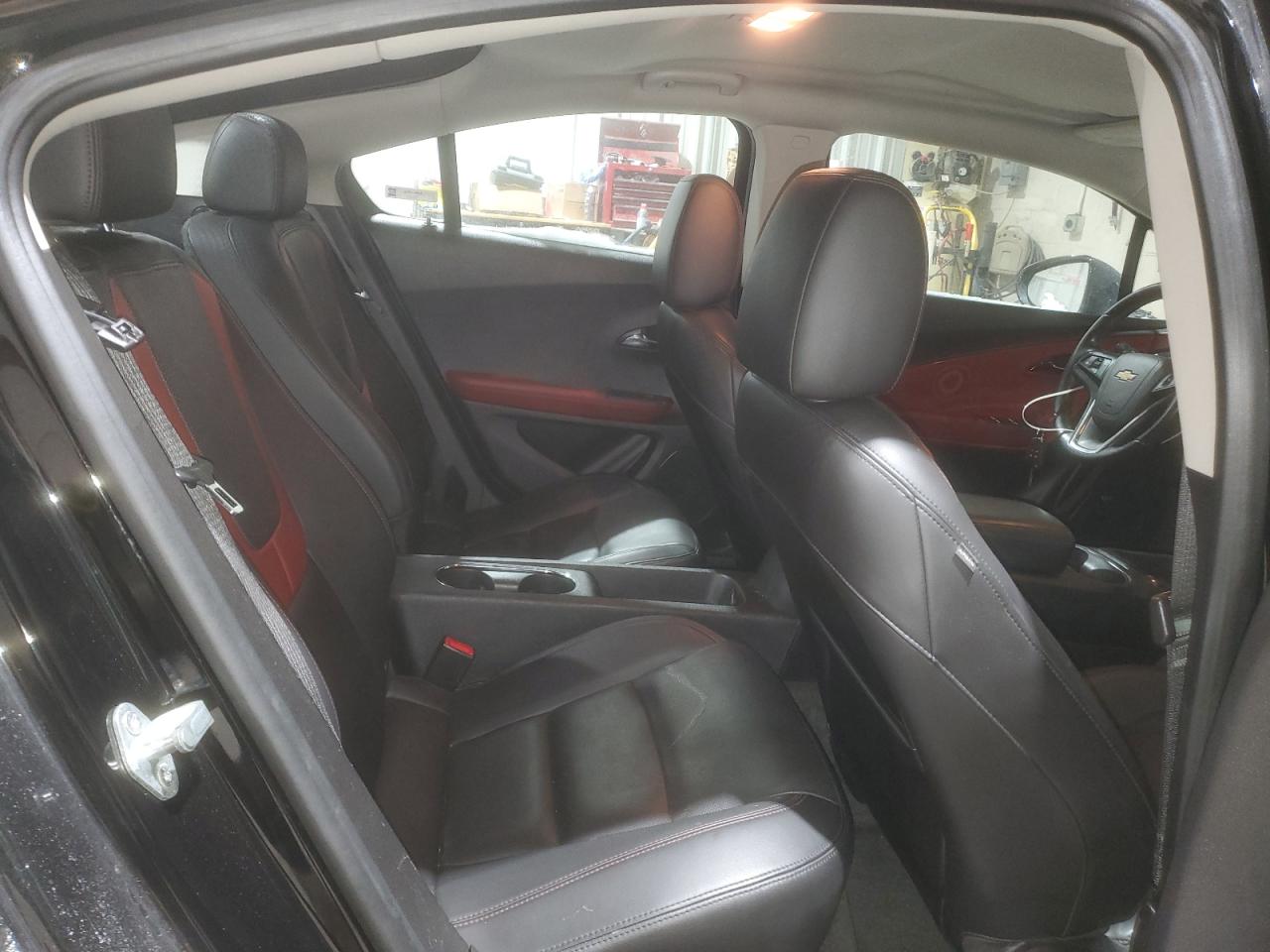 2012 Chevrolet Volt - Image 10