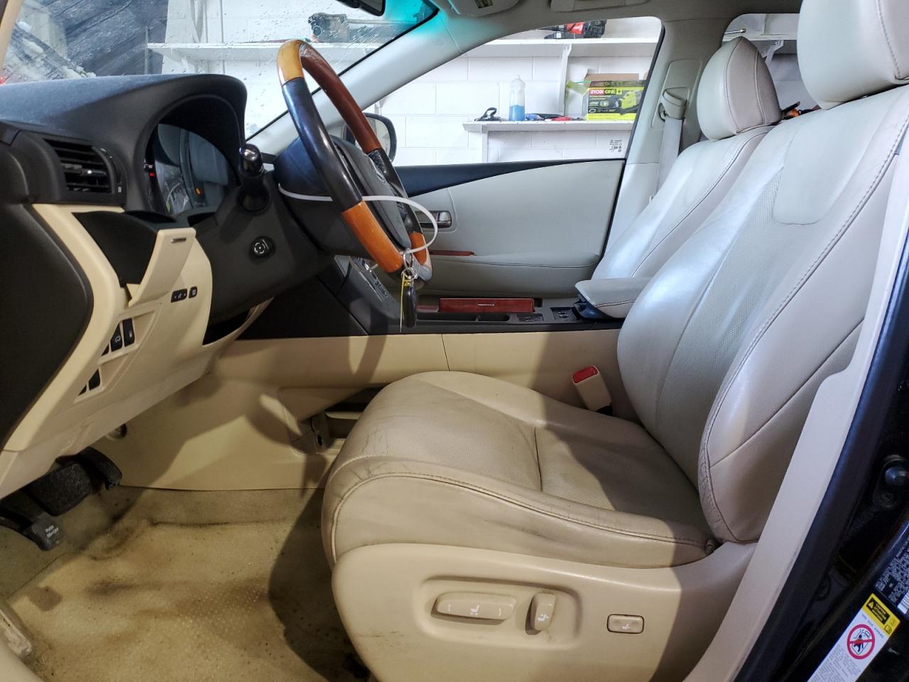 2011 Lexus RX - Image 7
