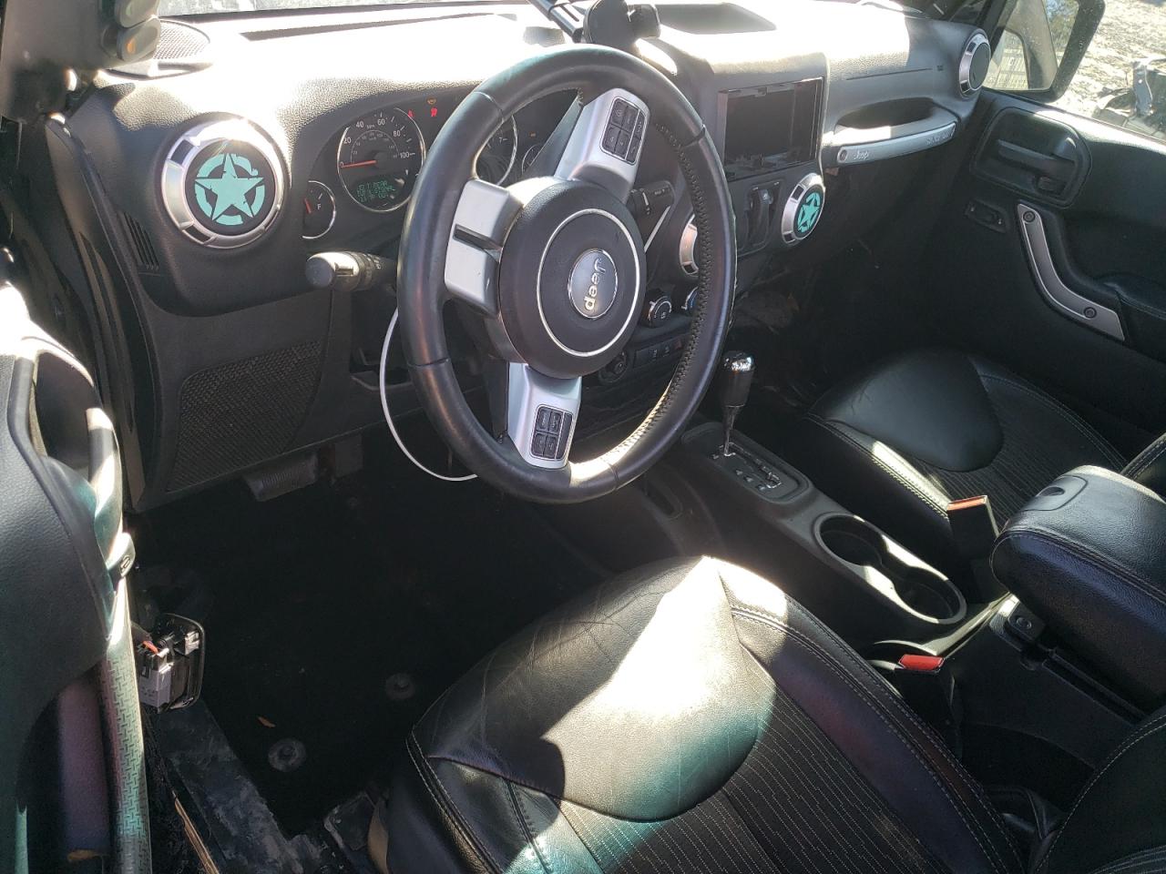 2015 Jeep Wrangler - Image 8