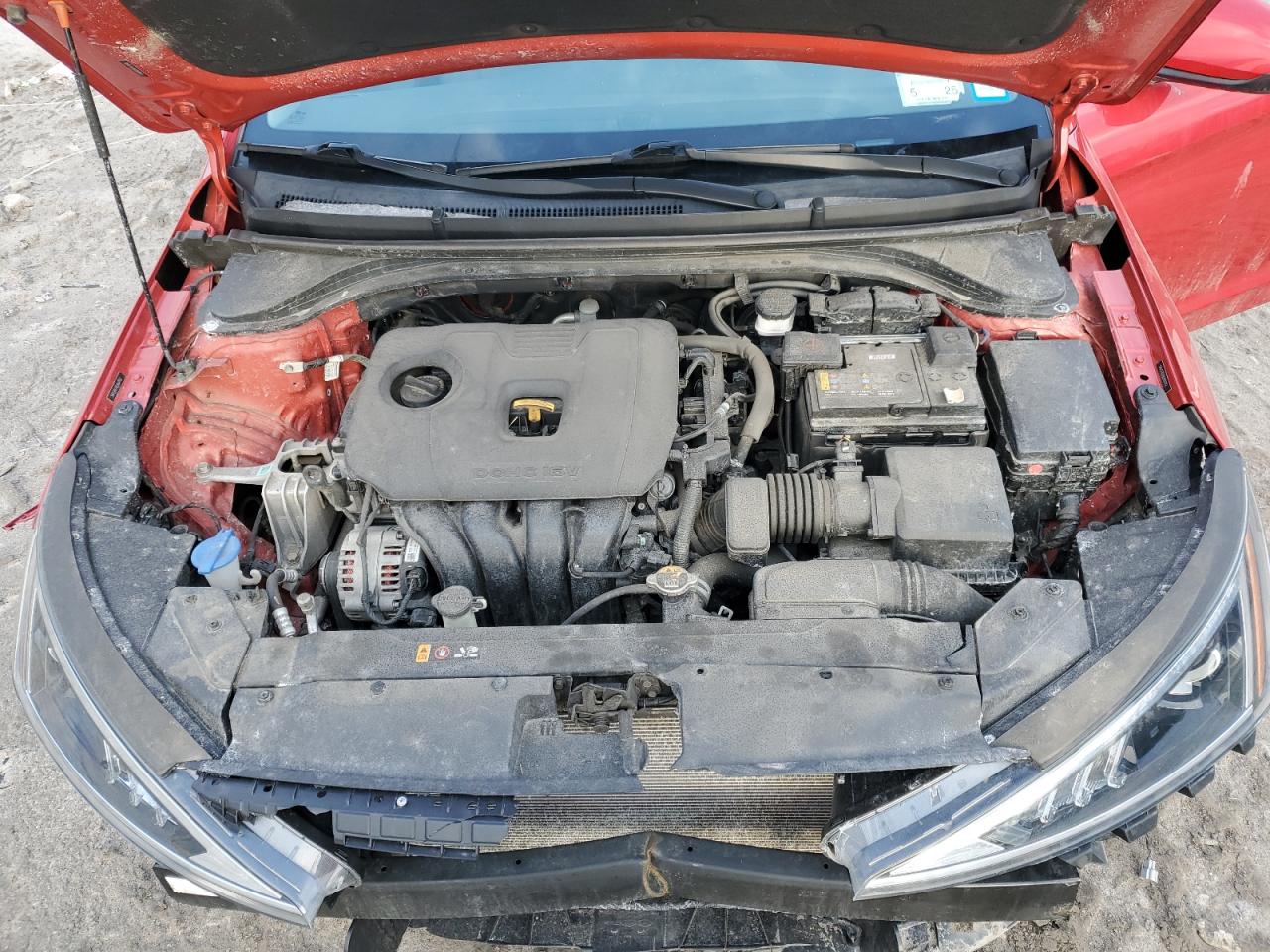 2020 Hyundai Elantra - Image 11