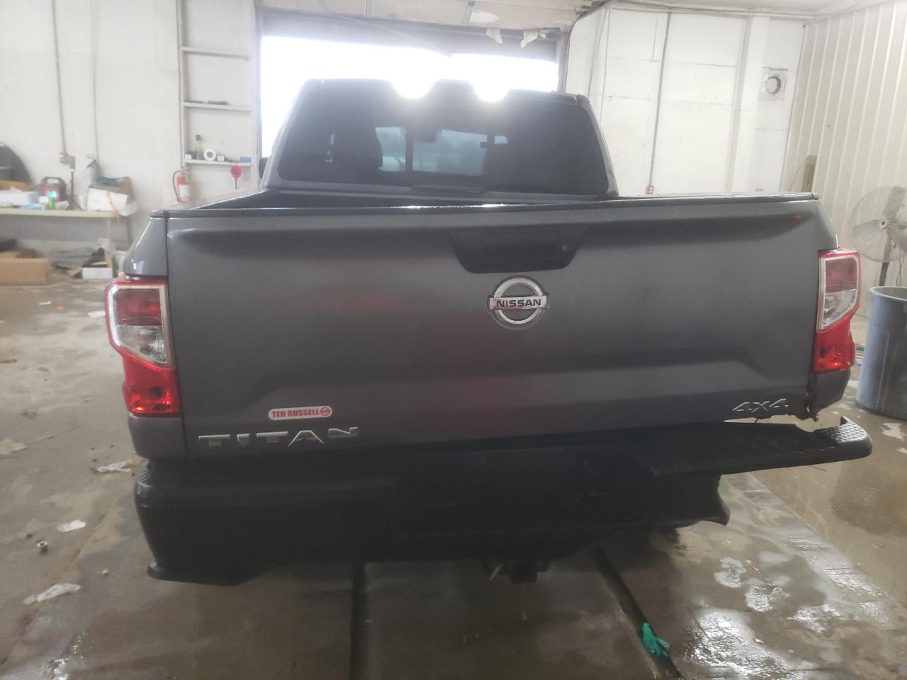 2019 Nissan Titan - Image 6