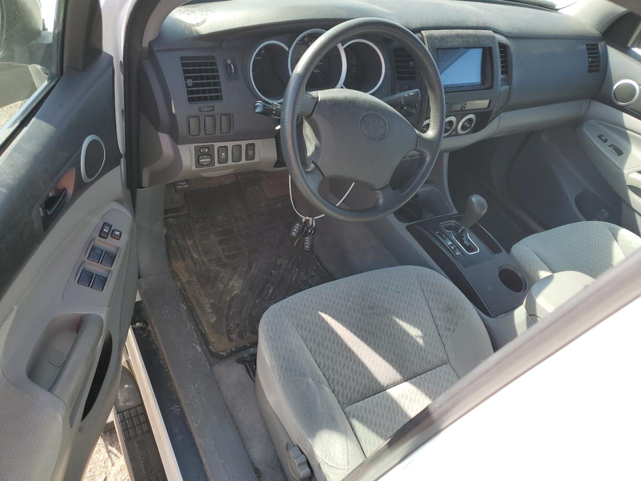 2009 Toyota Tacoma - Image 8