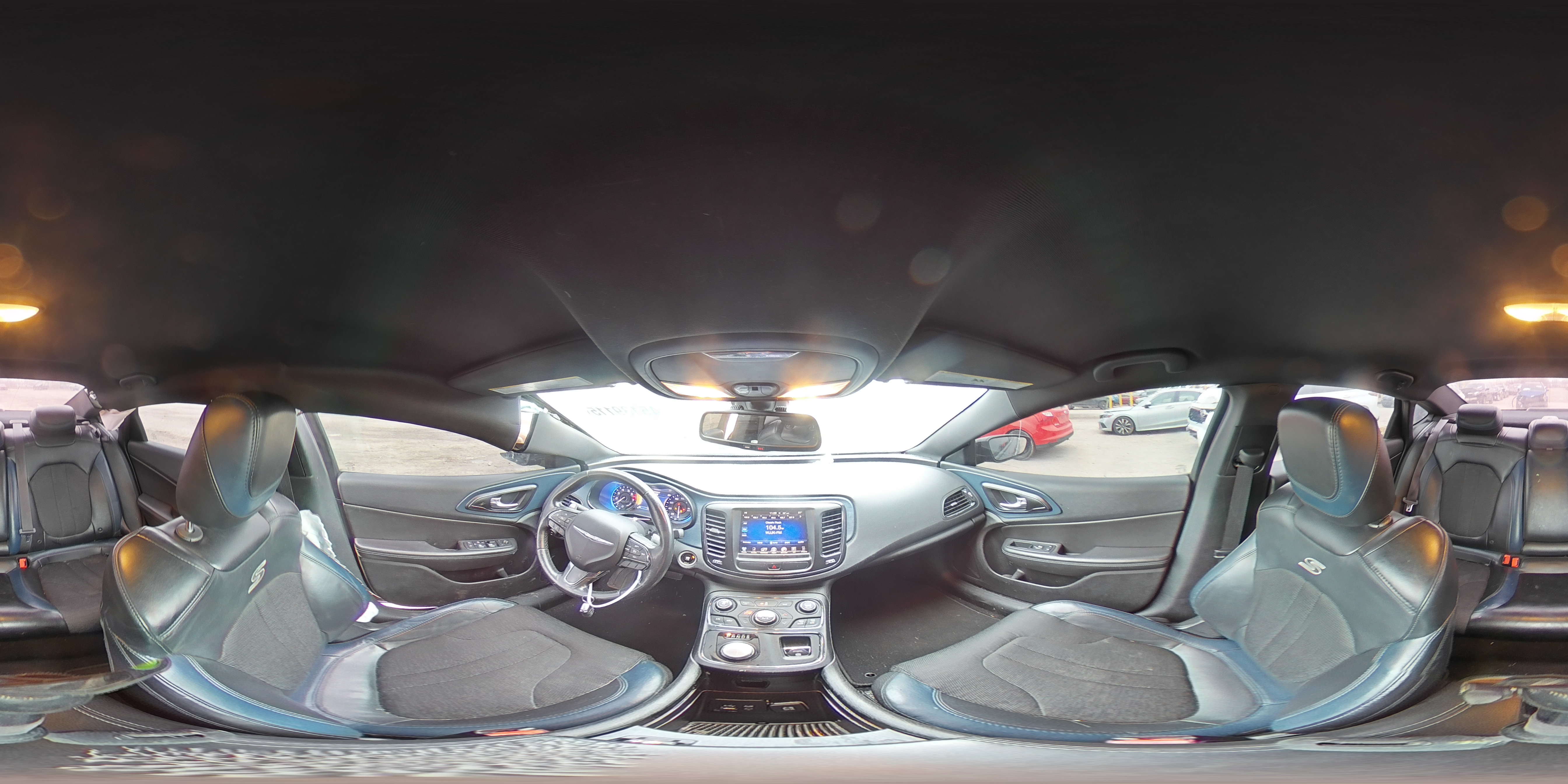 2016 Chrysler 200 - Image 13