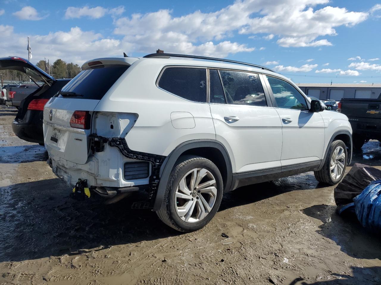 2021 Volkswagen Atlas - Image 3