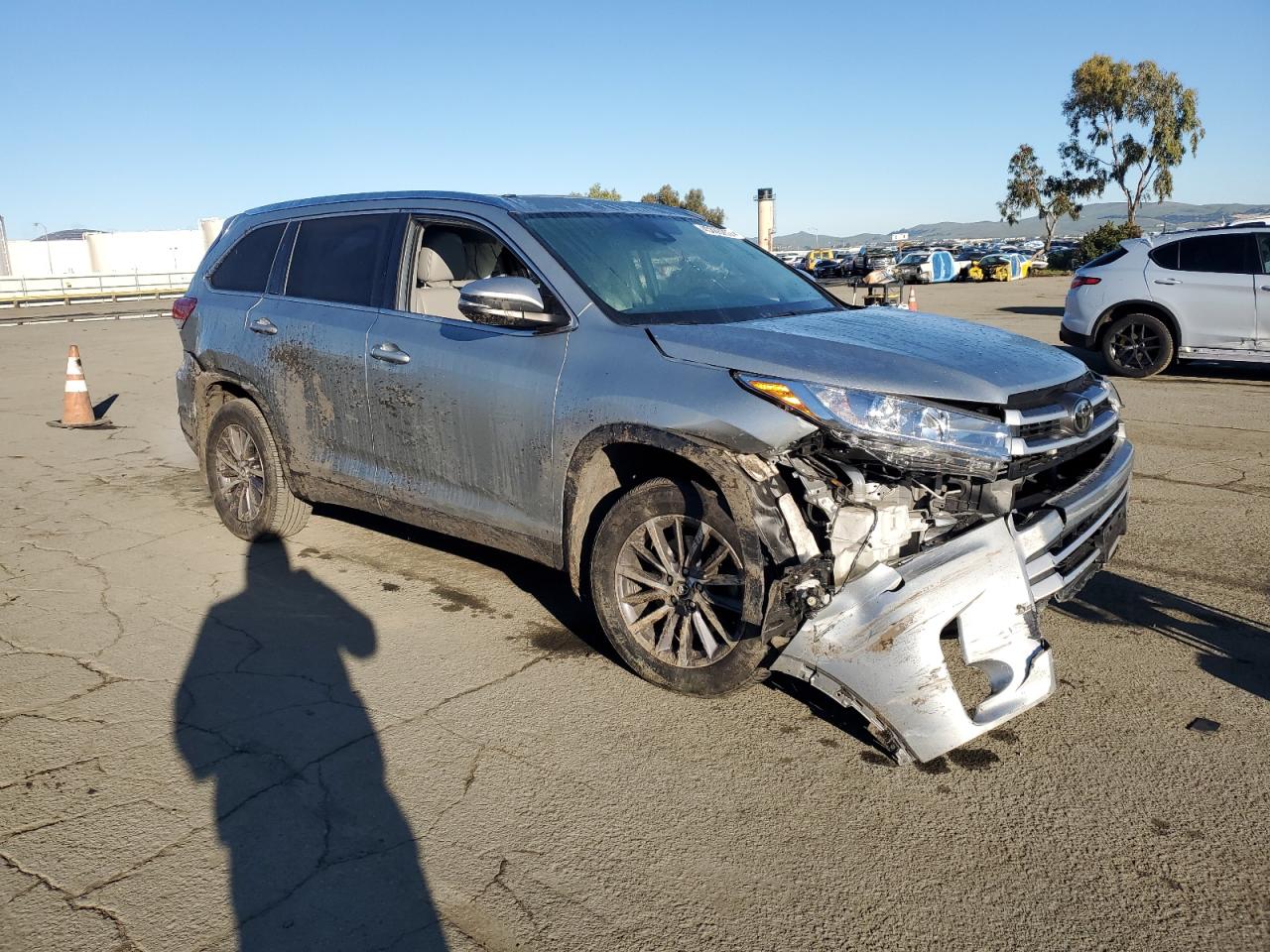 2019 Toyota Highlander - Image 4