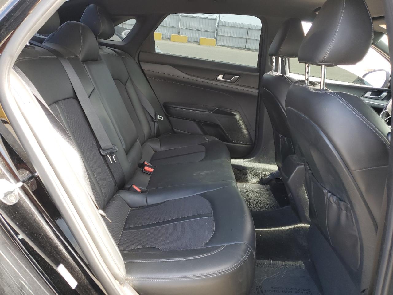 2021 Kia K5 - Image 10